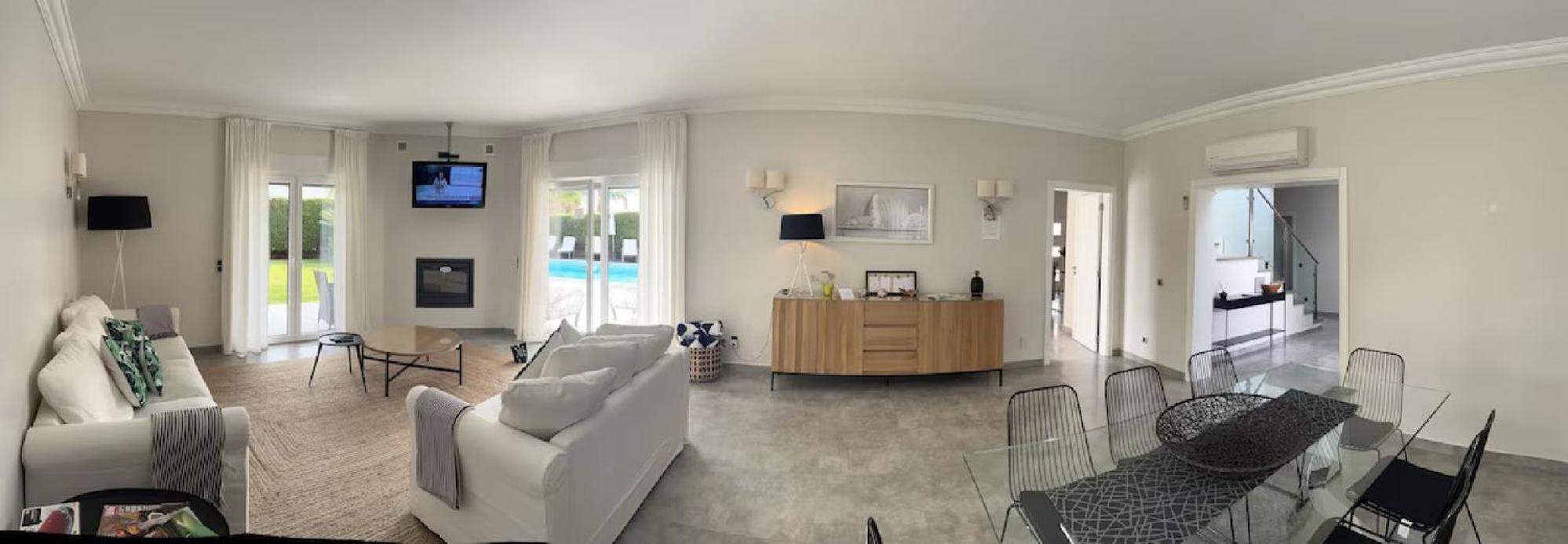 A Charming Property Only A 2 Minute Walk To Beach * Albufeira