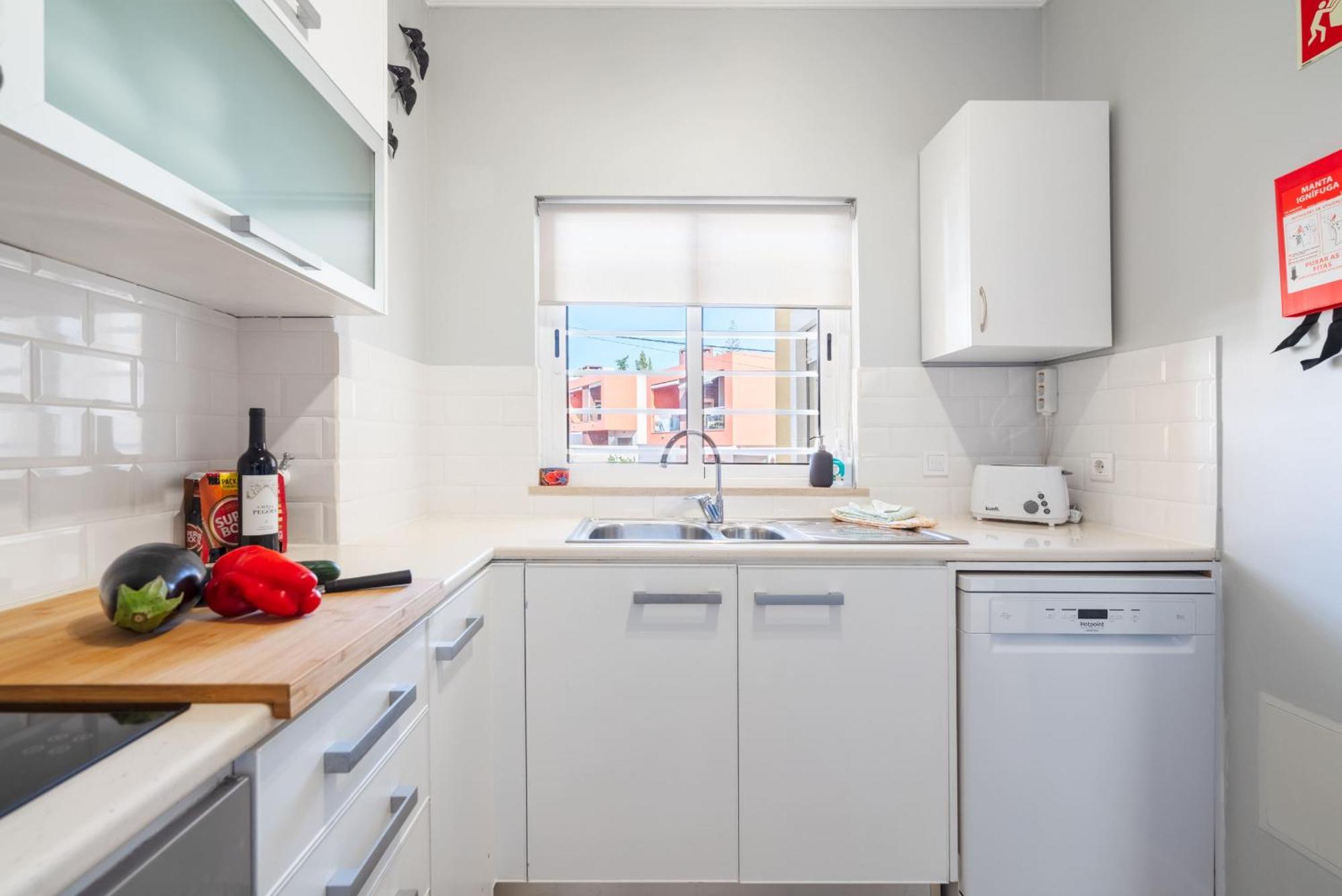 Apartment Sunny 1 With Pool By Homing Albufeira