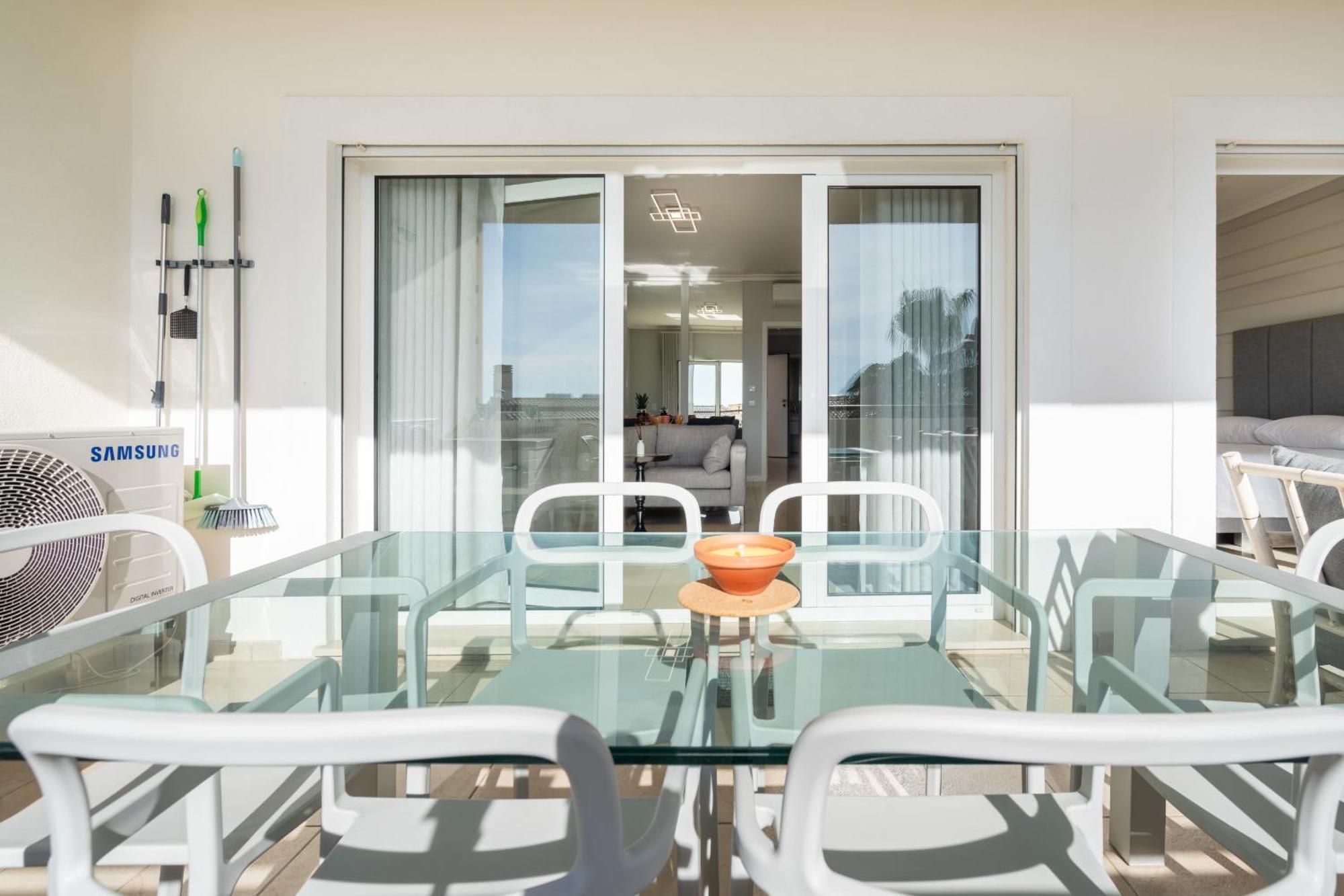 Sunny 1 With Pool By Homing Apartment