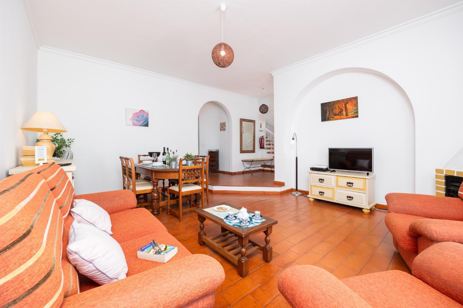 Lili Villa