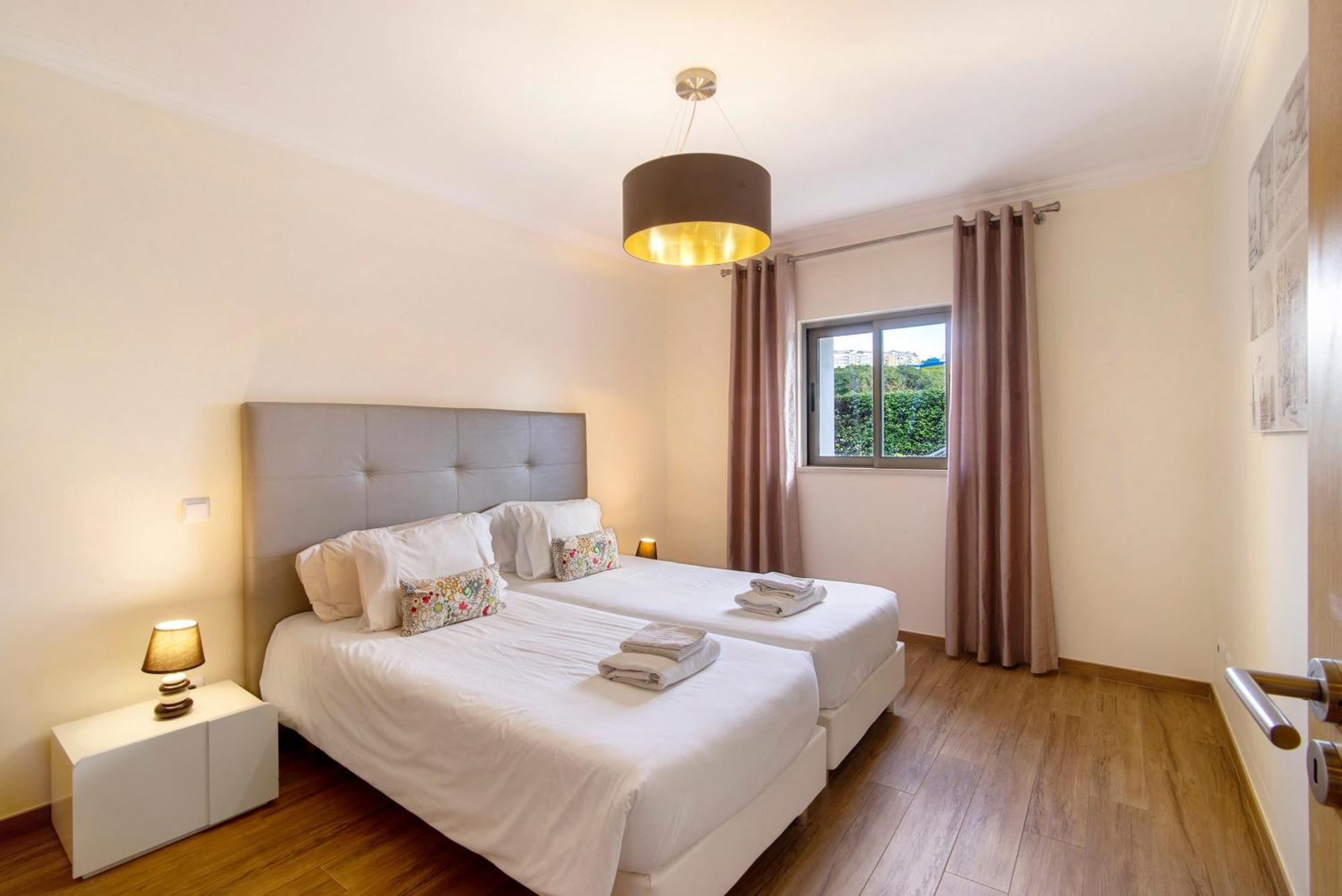 Marina Garden Apartment *