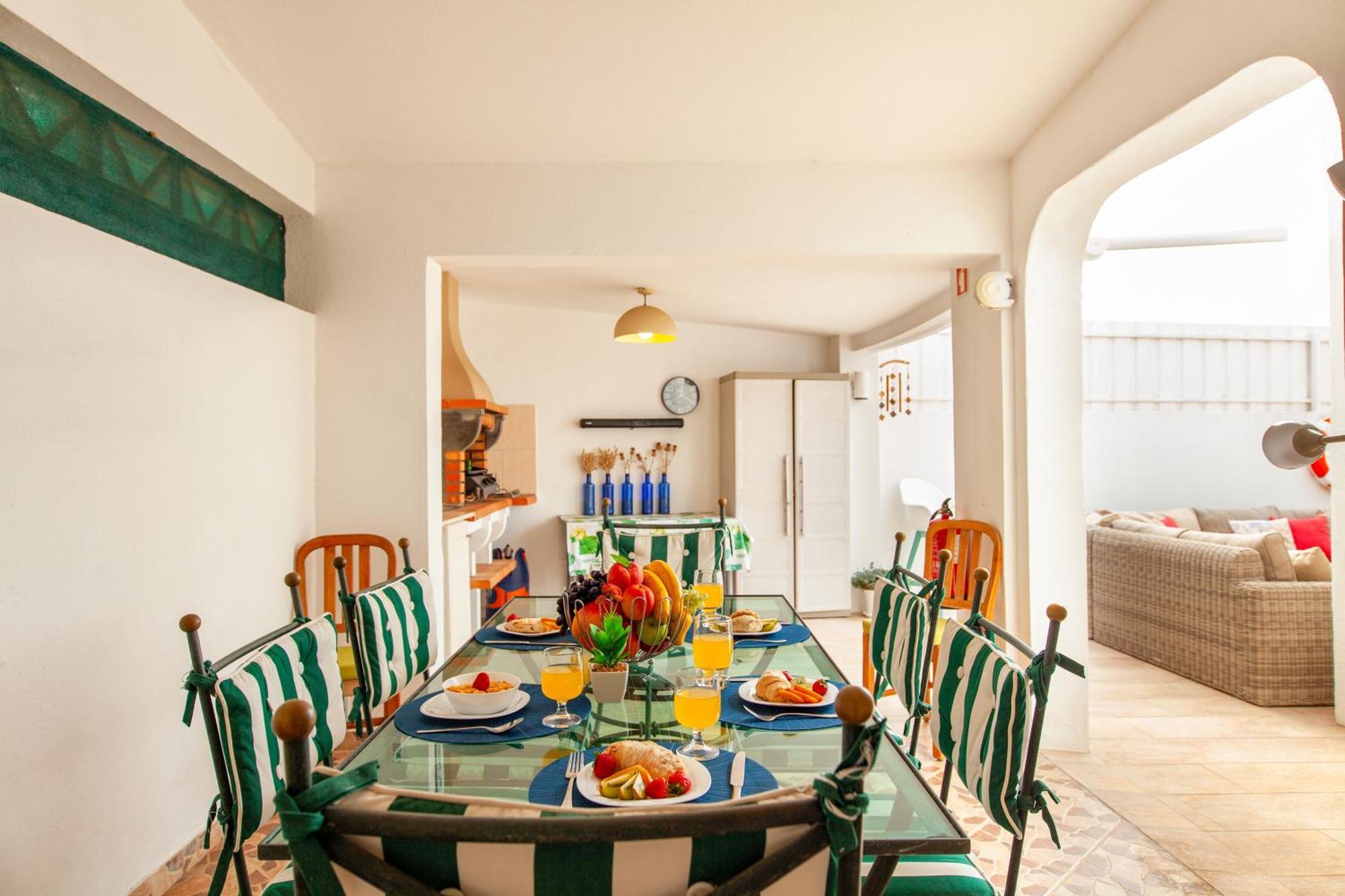 Thai By Algarve Vacation * Albufeira