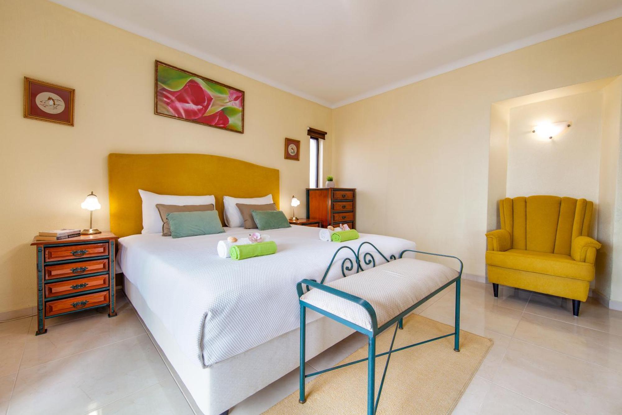 Thai By Algarve Vacation Holiday home Albufeira