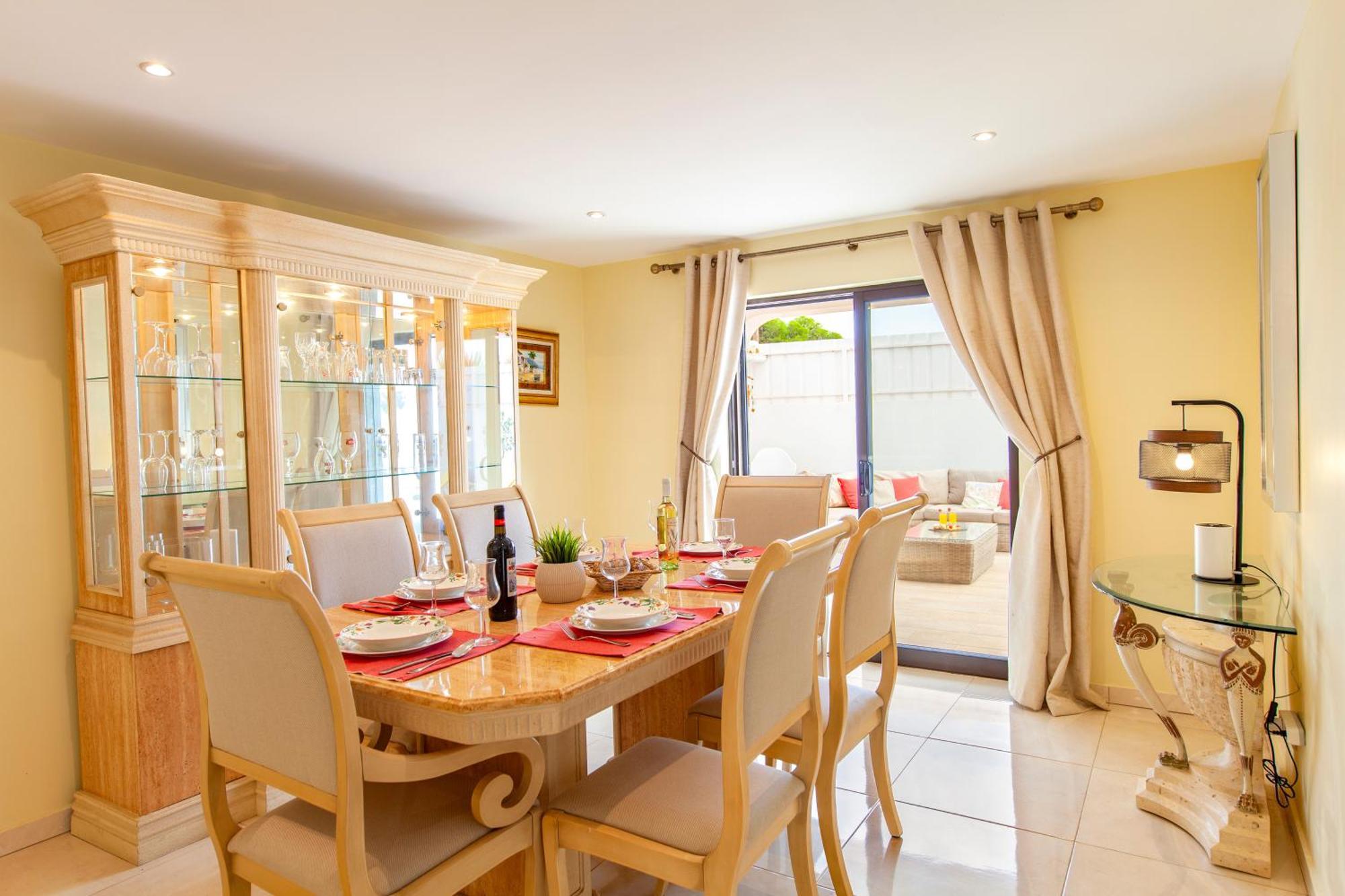 Thai By Algarve Vacation