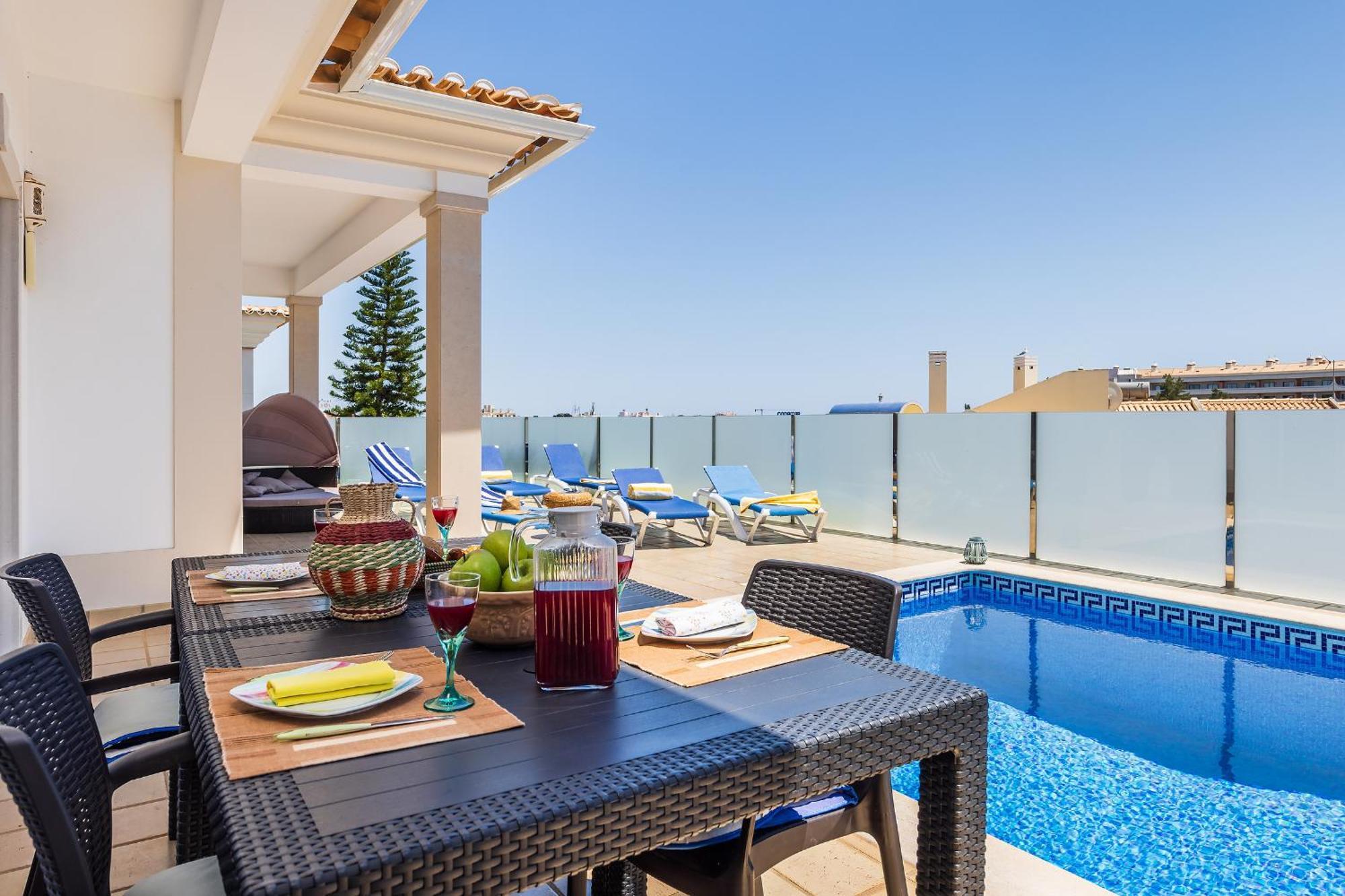 Villa Sunflower By Ocvillas *