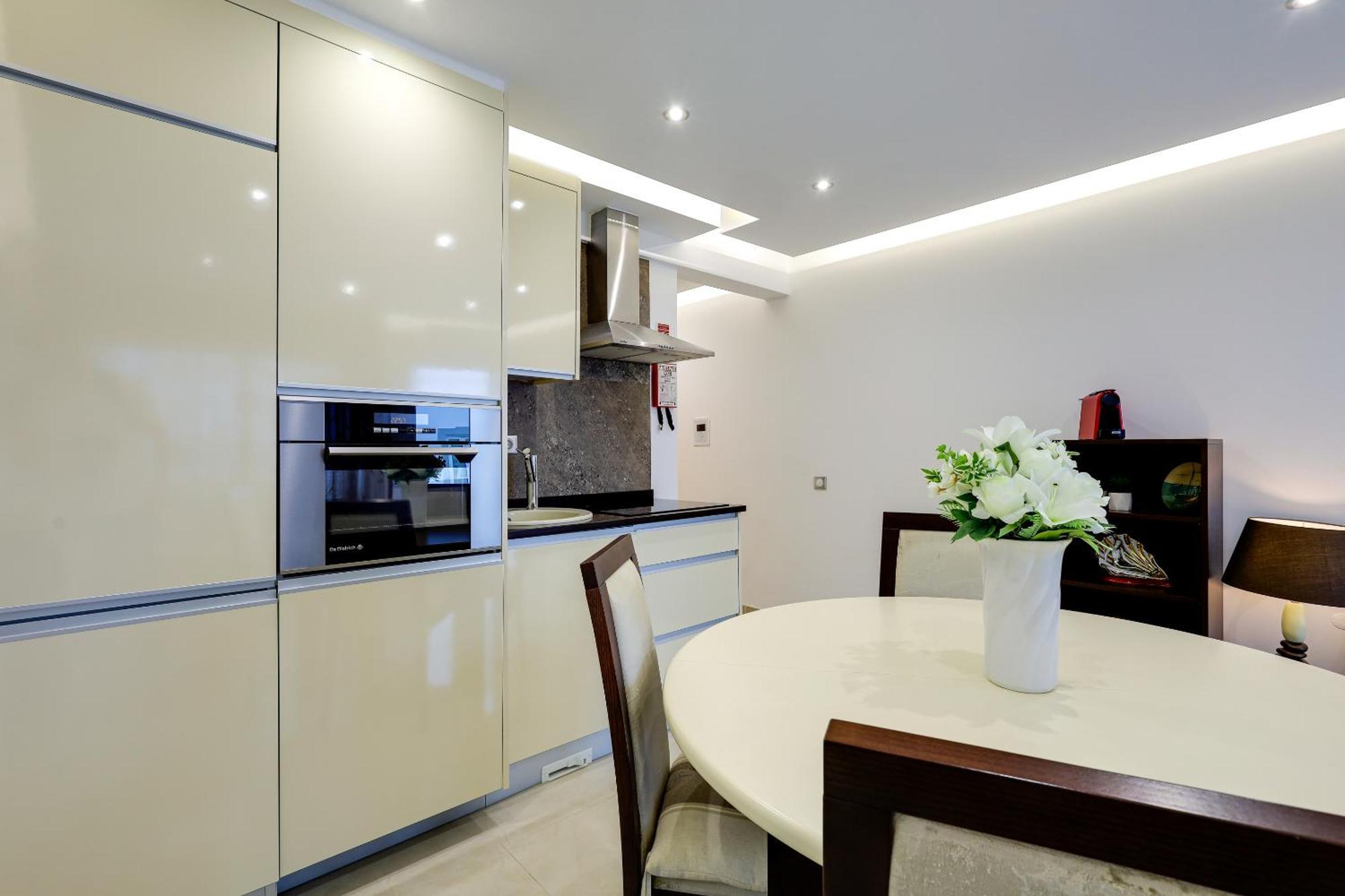Holiday home Casa Maguy - Terrace & Seaview Albufeira