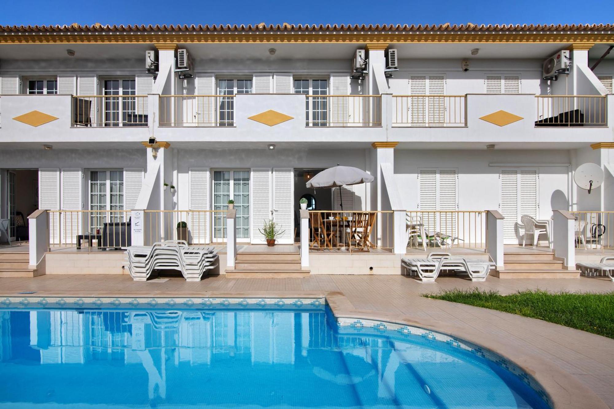 Martina Albufeira