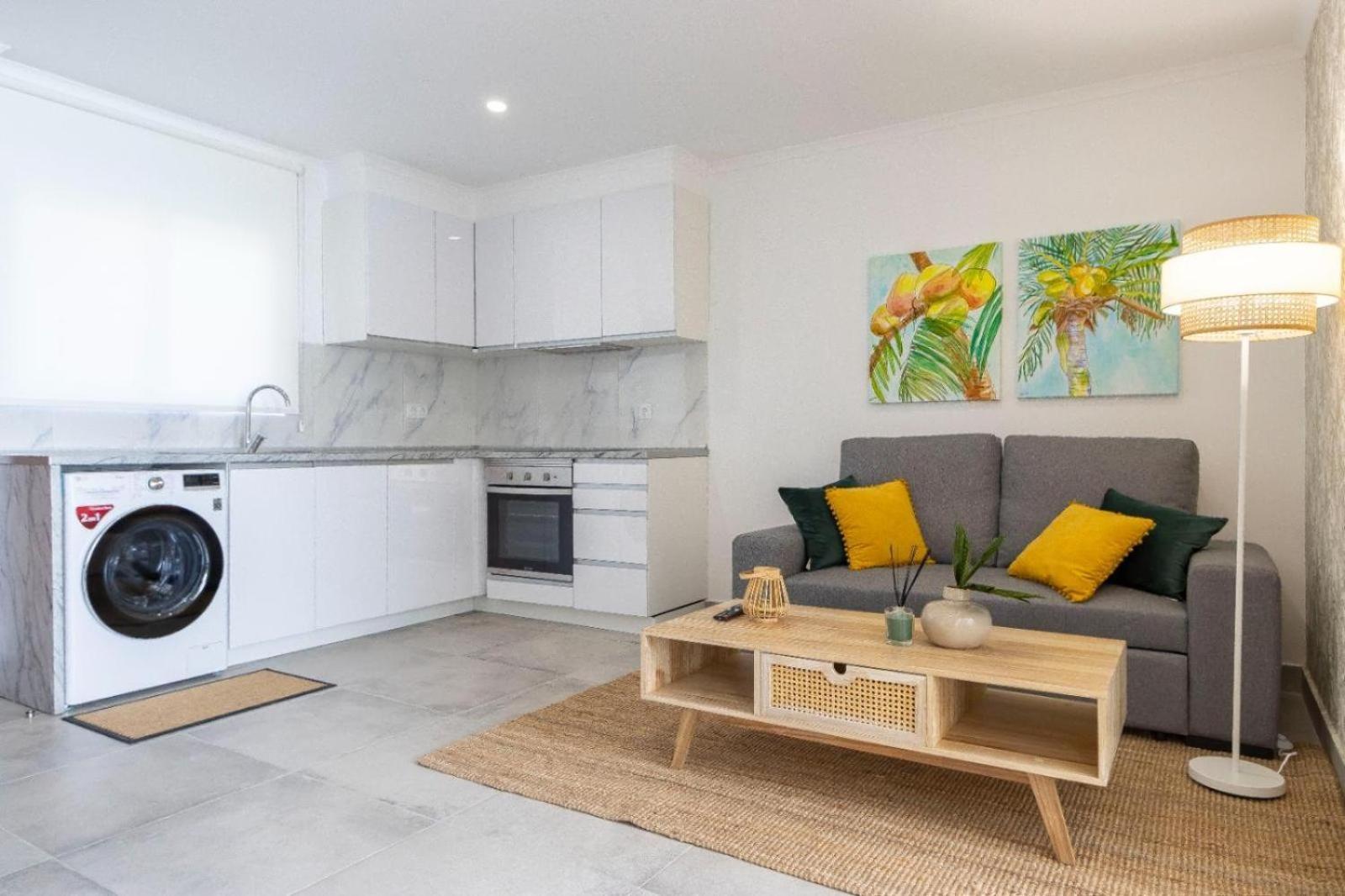Stunning Modern In Oura