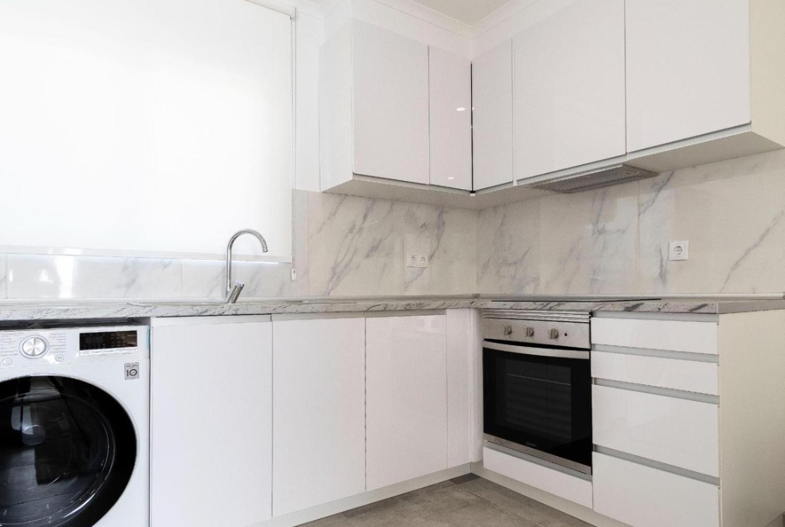 Stunning Modern In Oura Apartment Albufeira