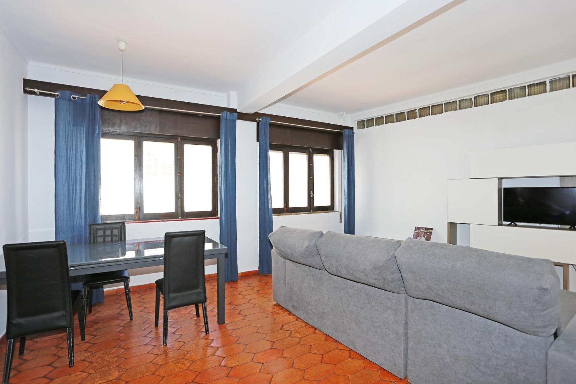Apartment V - Seacliff *