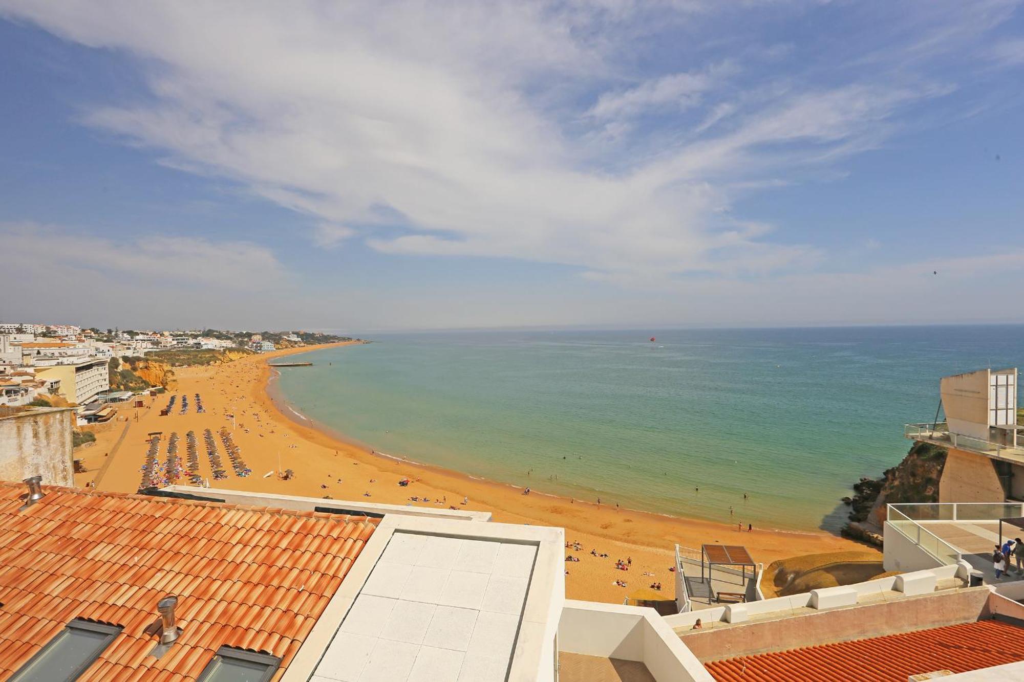 V - Seacliff *