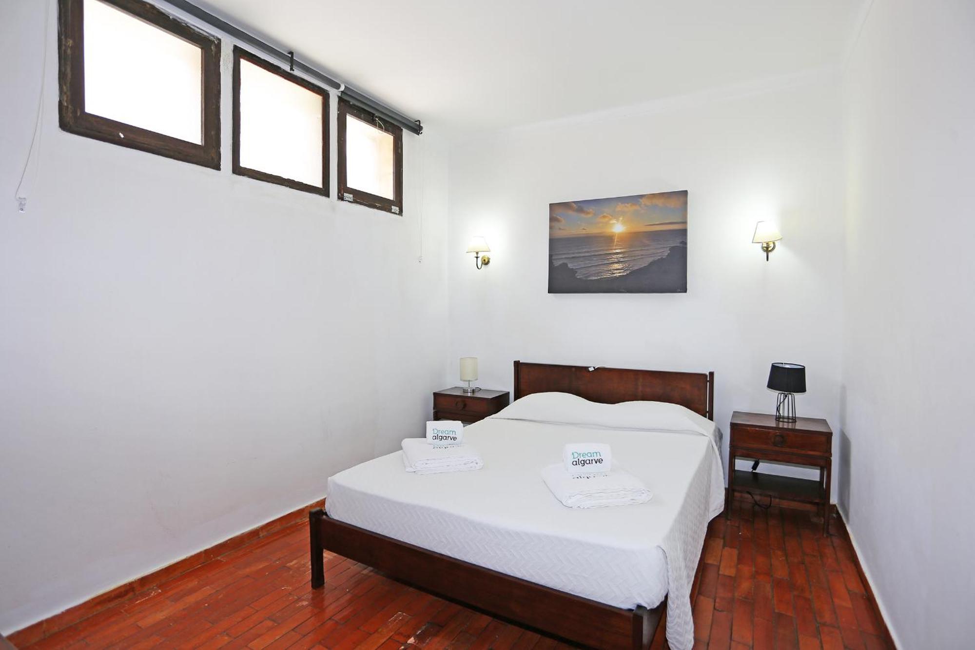 Apartment V - Seacliff