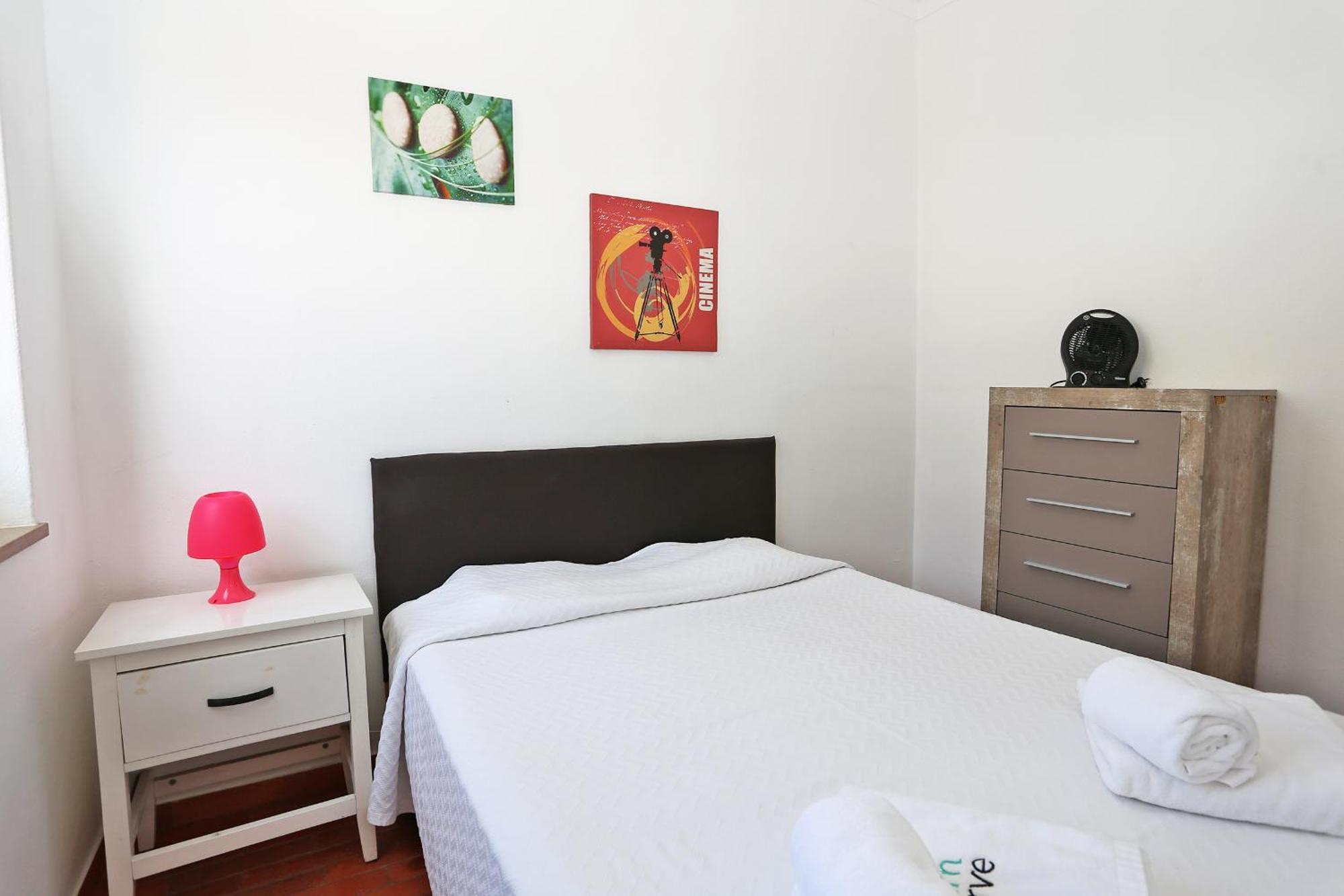 Apartment V - Seacliff