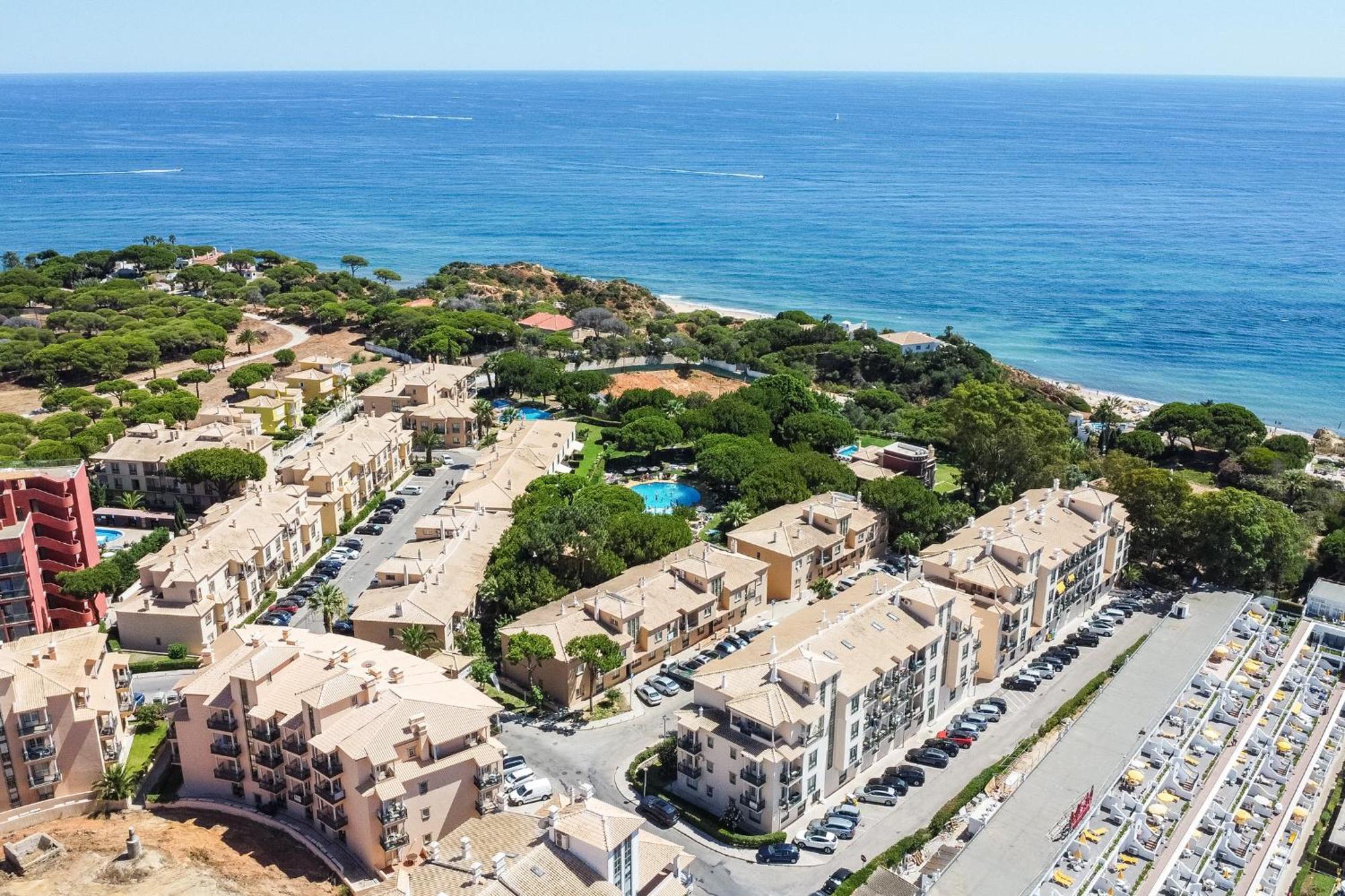 Moradia V2 Quinta Pedra Dos Bicos -praia Da Oura - Appartement