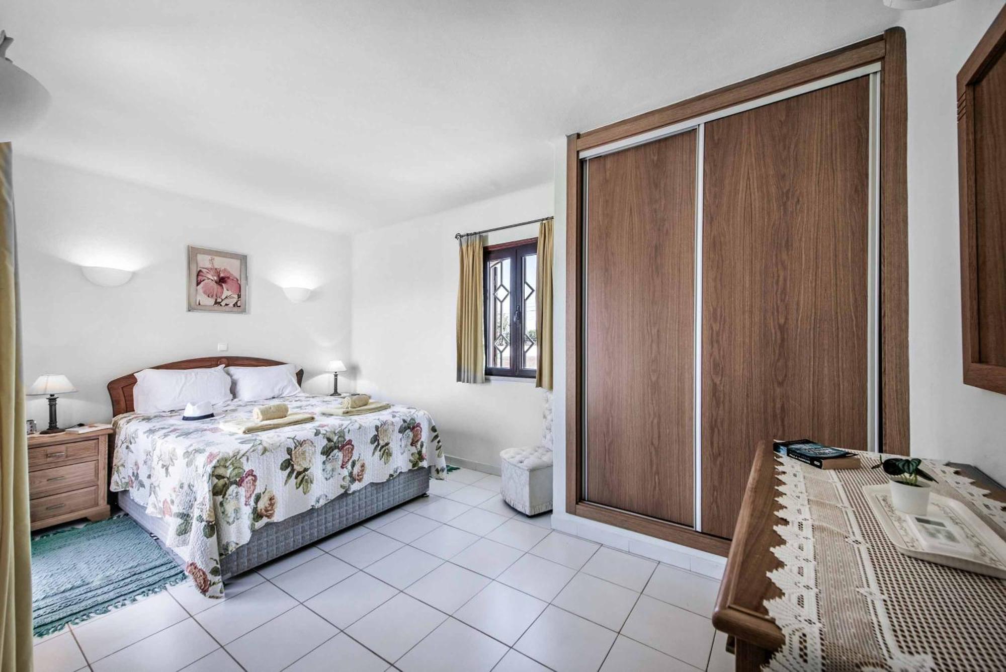 Pardal Villa *