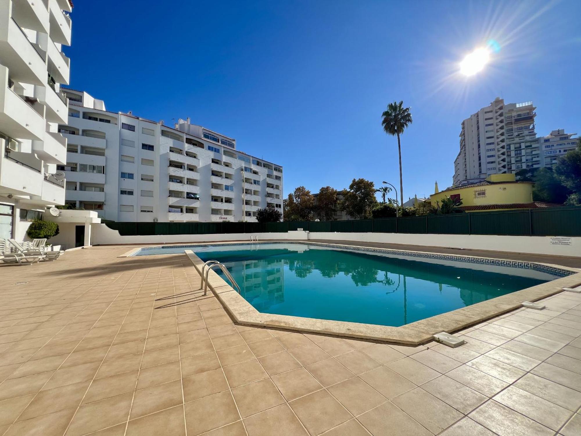 Town With Pool By Homing Apartment Albufeira