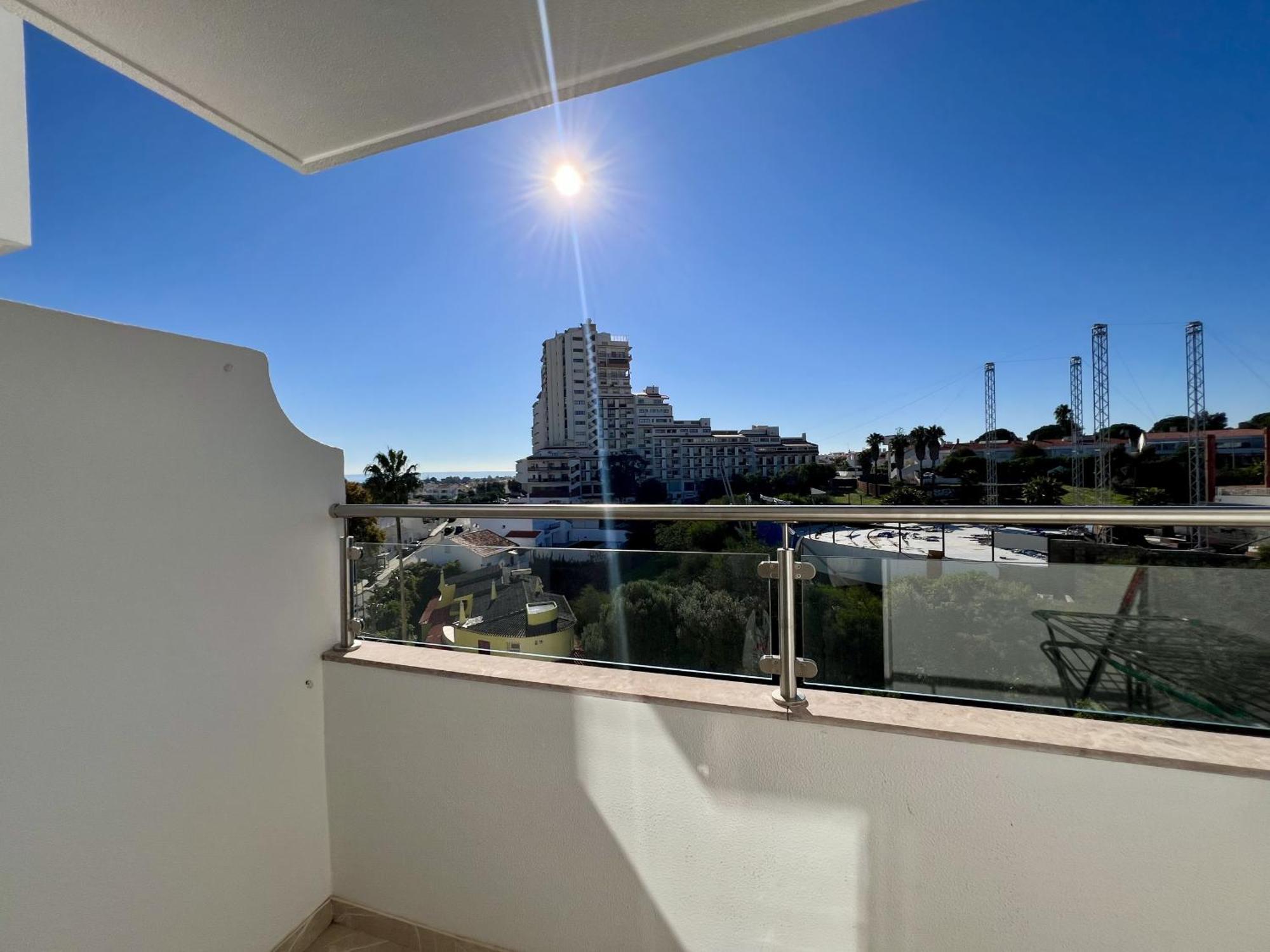 Apartment Town With Pool By Homing Albufeira