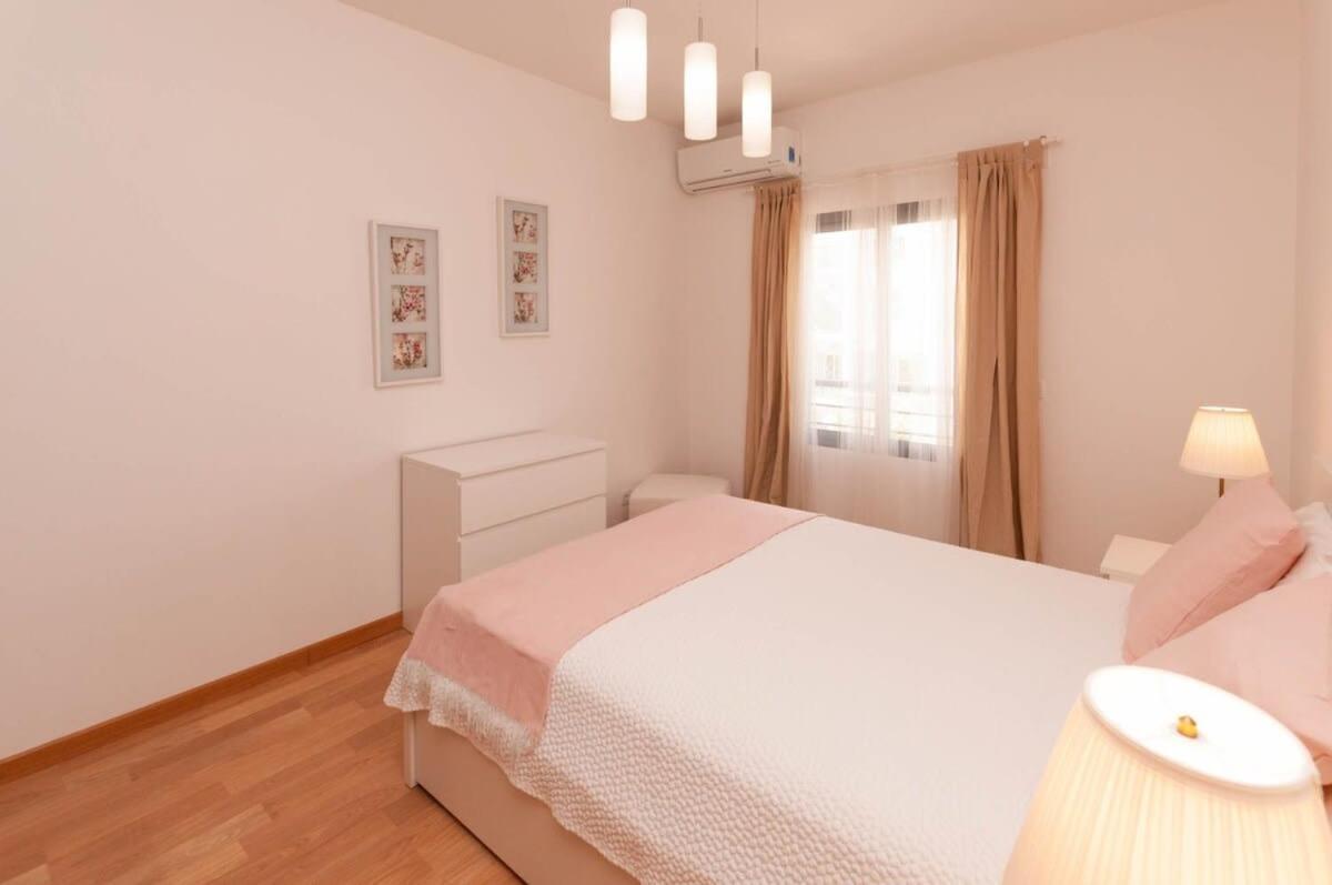 Abel - Great Location Holiday home