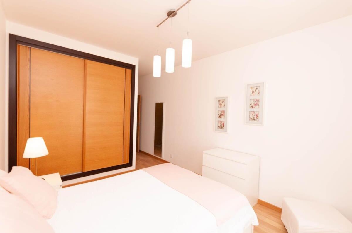 Abel - Great Location * Albufeira