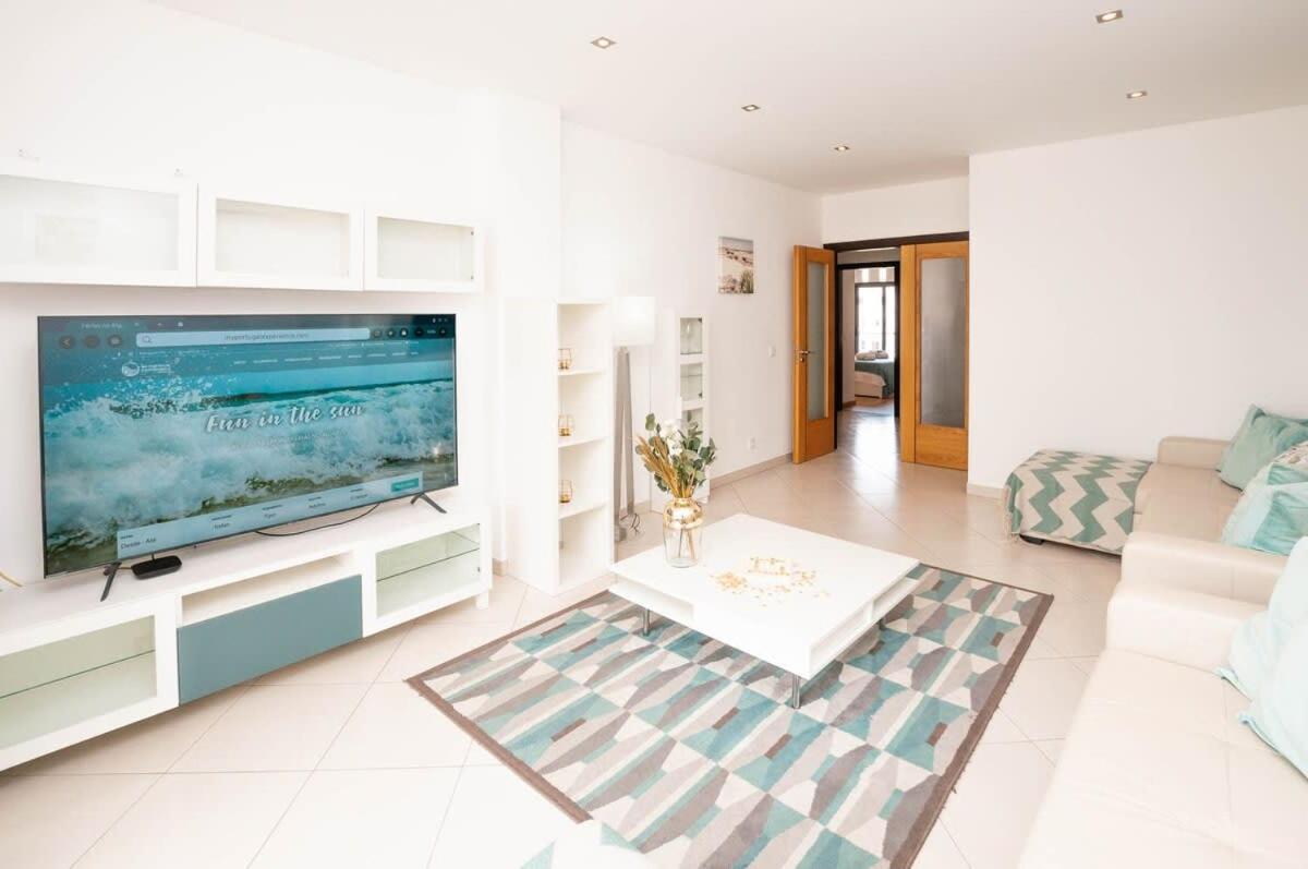 Abel - Great Location Holiday home