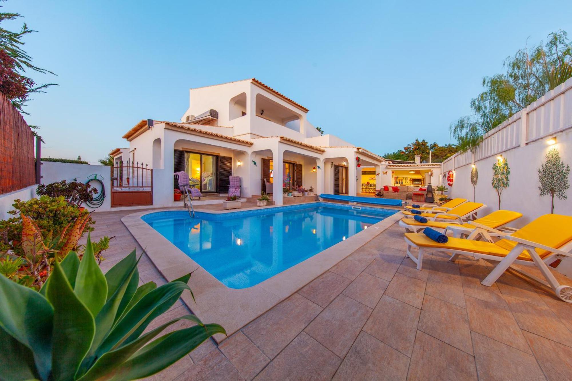 Thai By Algarve Vacation * Albufeira