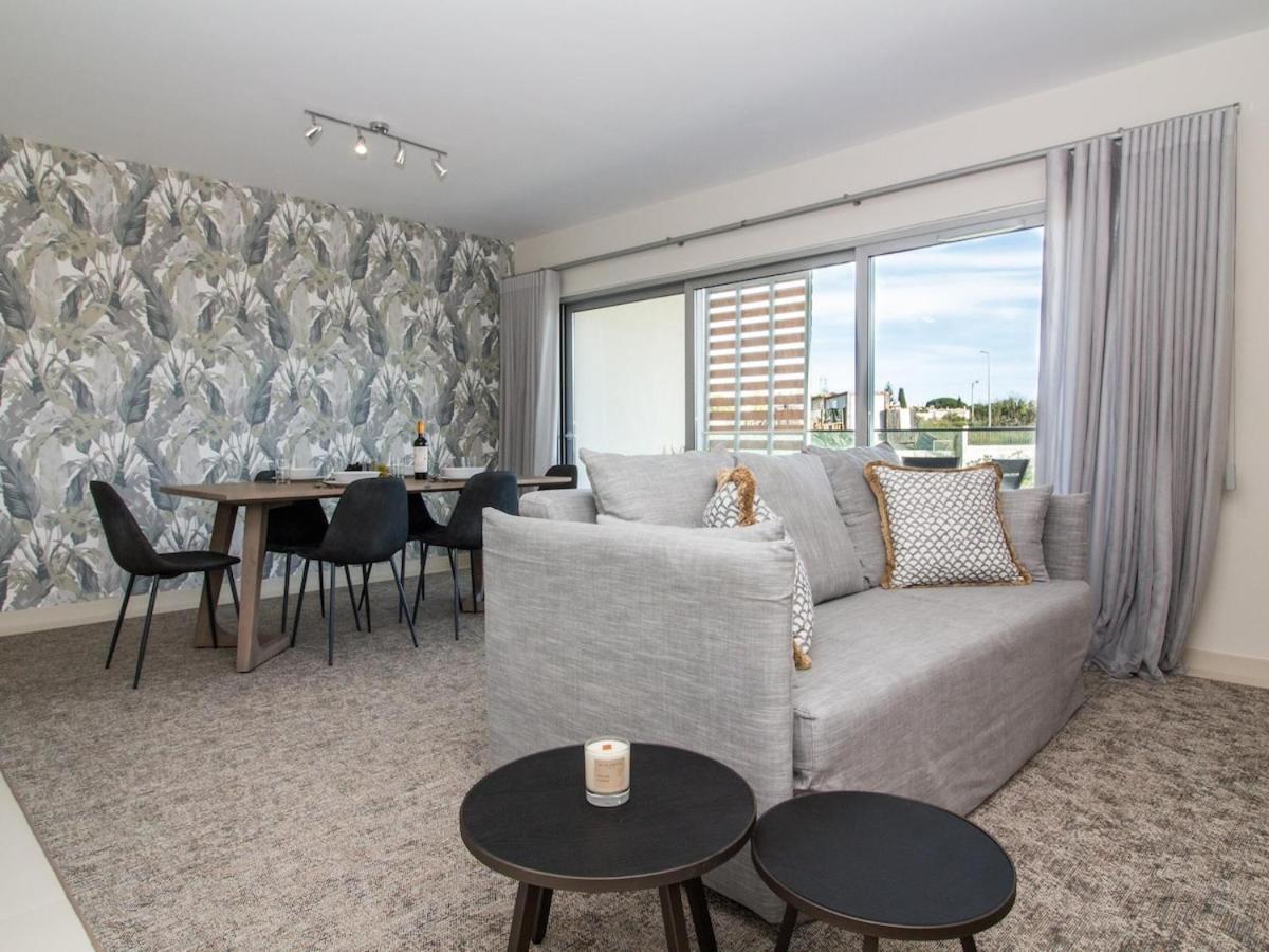 C - Luxurious & Playground & Garage Apartment Albufeira