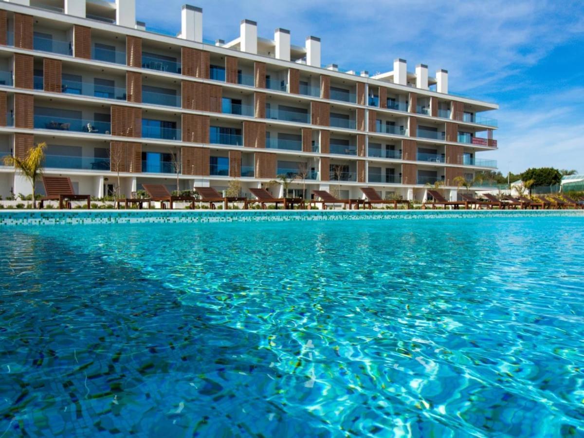 Apartment C - Luxurious & Playground & Garage *