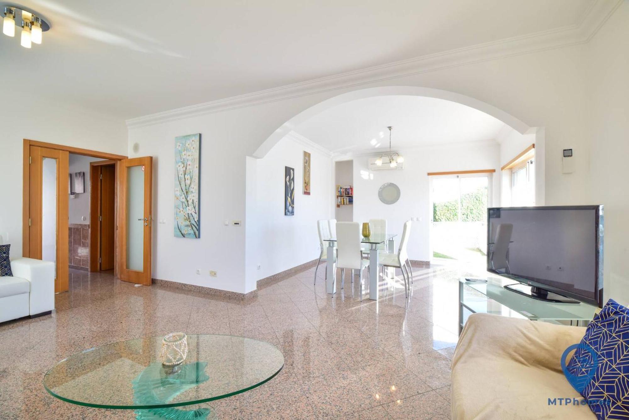 Apartment Alfarrobeira By Mtphomes Albufeira