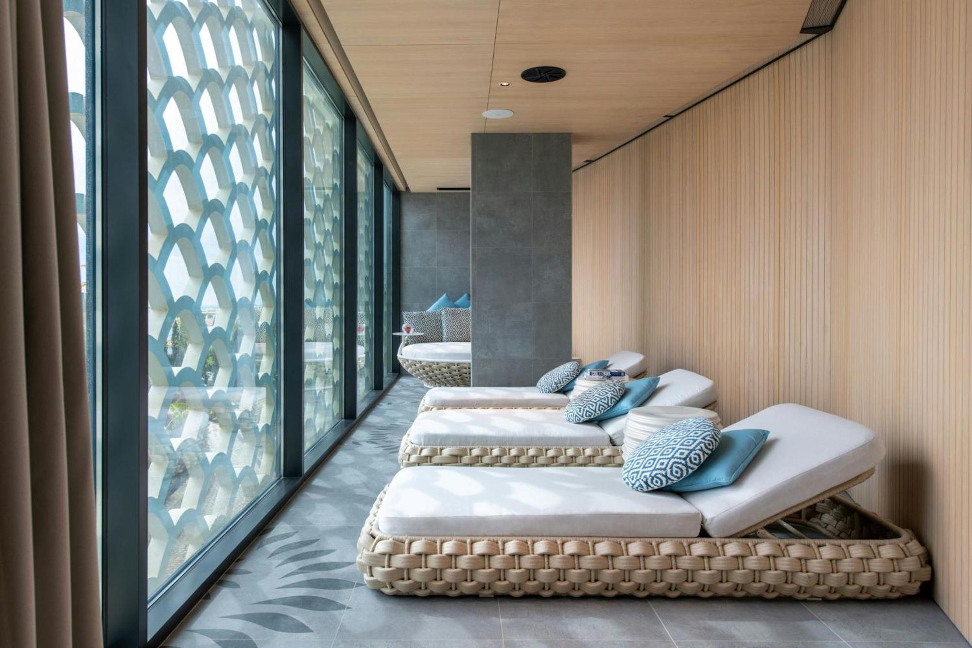 W Residences Algarve Hotel 5*