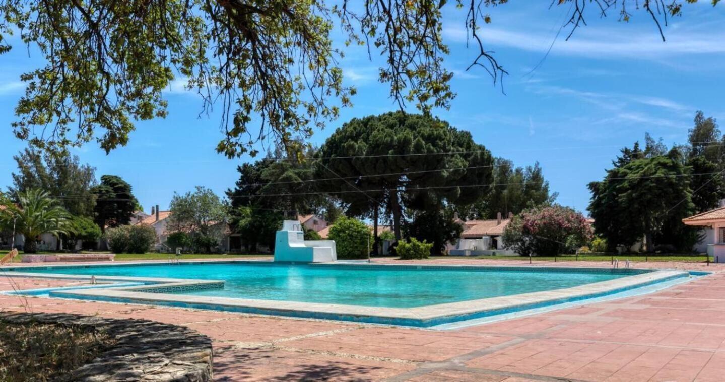 Poolside Sereno Pousada Albufeira