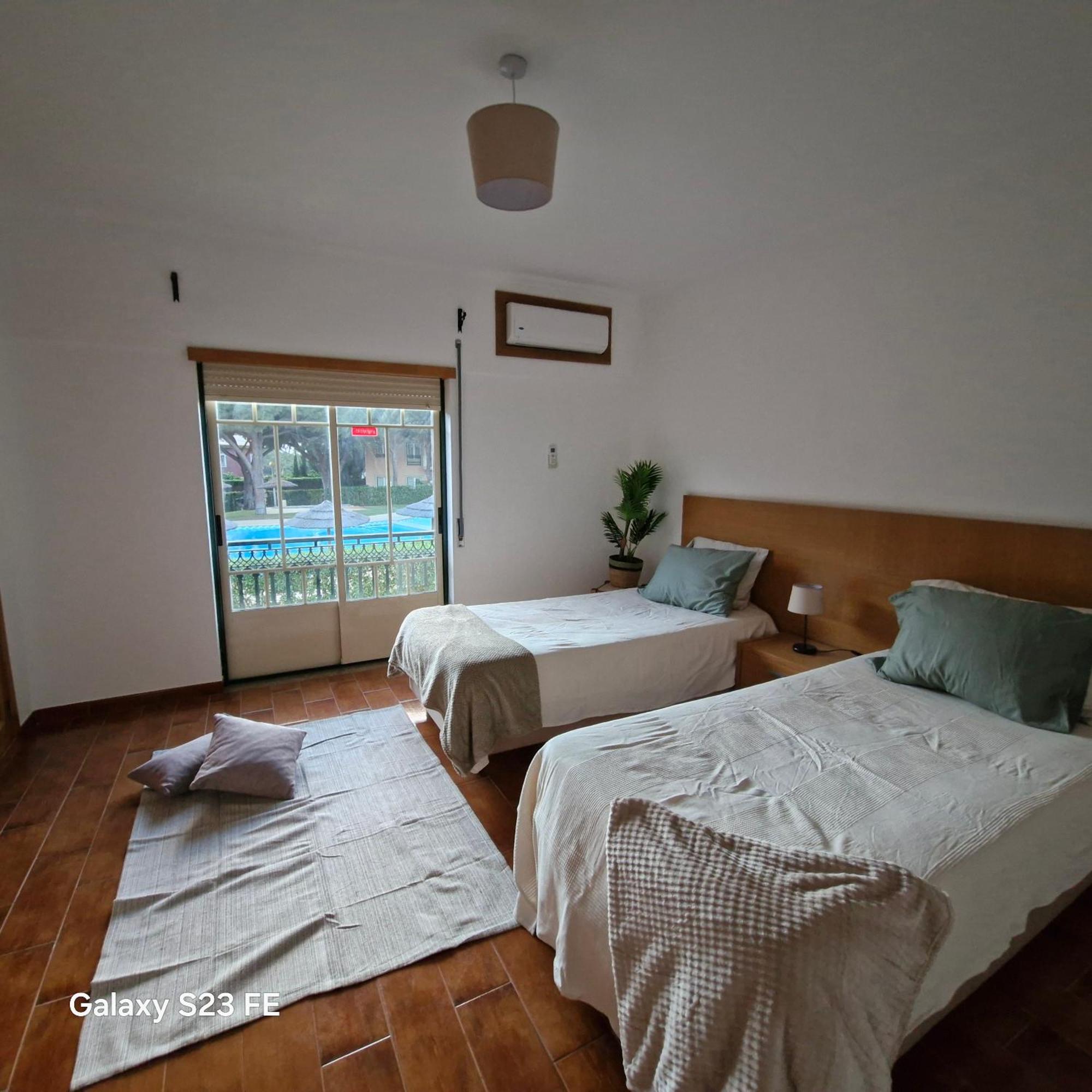 Moradia V2 Quinta Pedra Dos Bicos -praia Da Oura - Appartement *