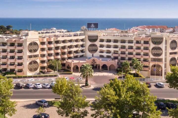 Bedroom With Sea View In Cerro Alagoa Albufeira