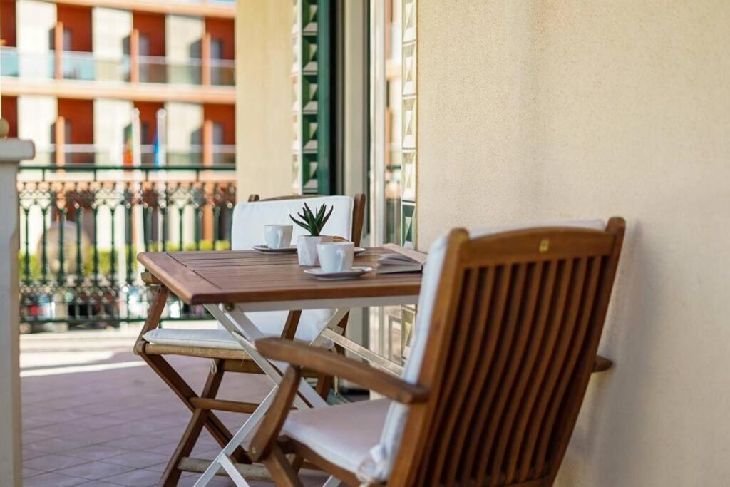 Apartment Oura Sunrise - Piscina, E Diversao! *