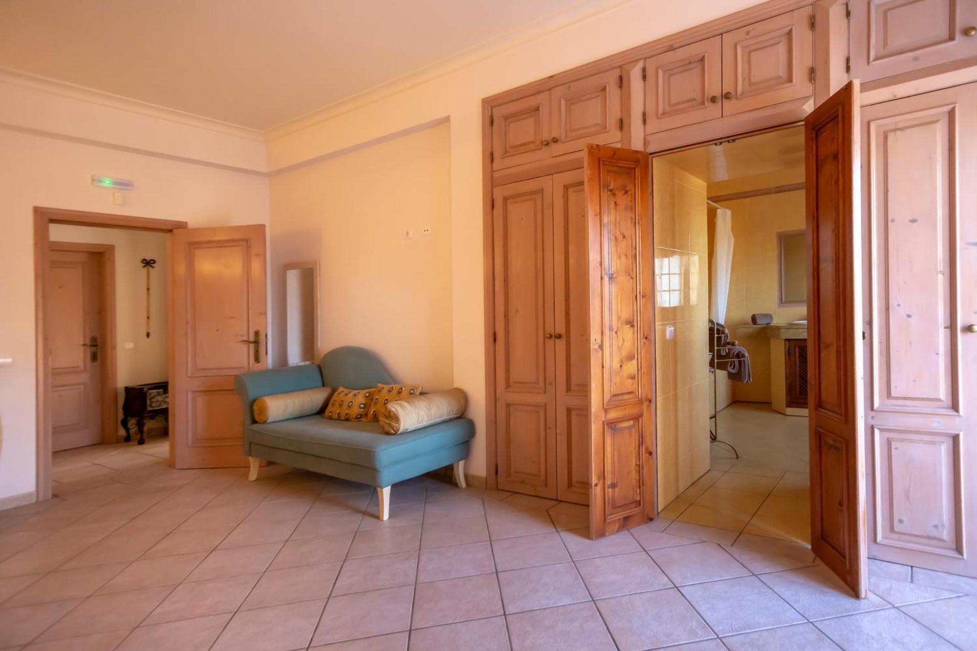 Al Meida Bed & Breakfast Albufeira