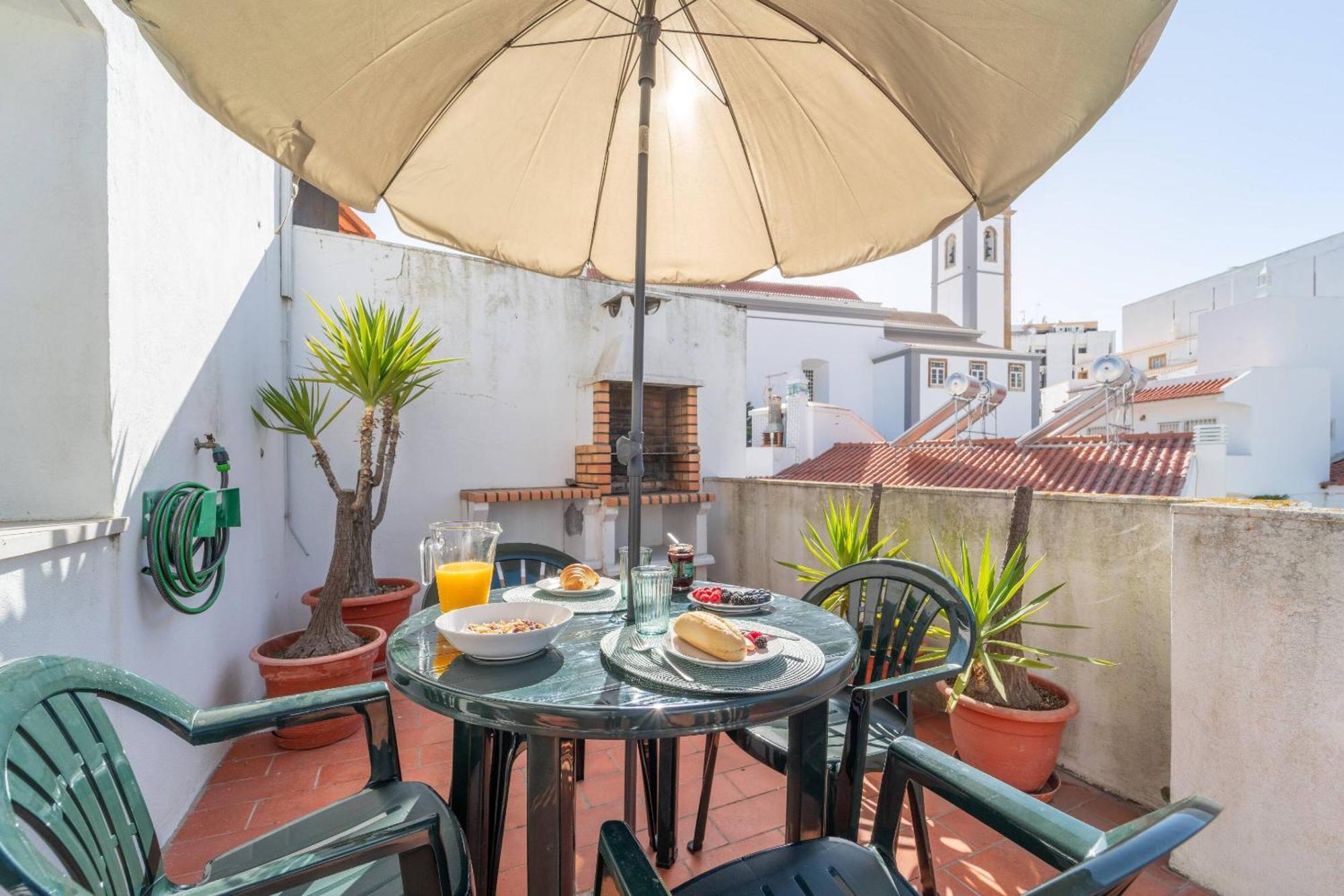 Apartment Lena's House By Hellovacations