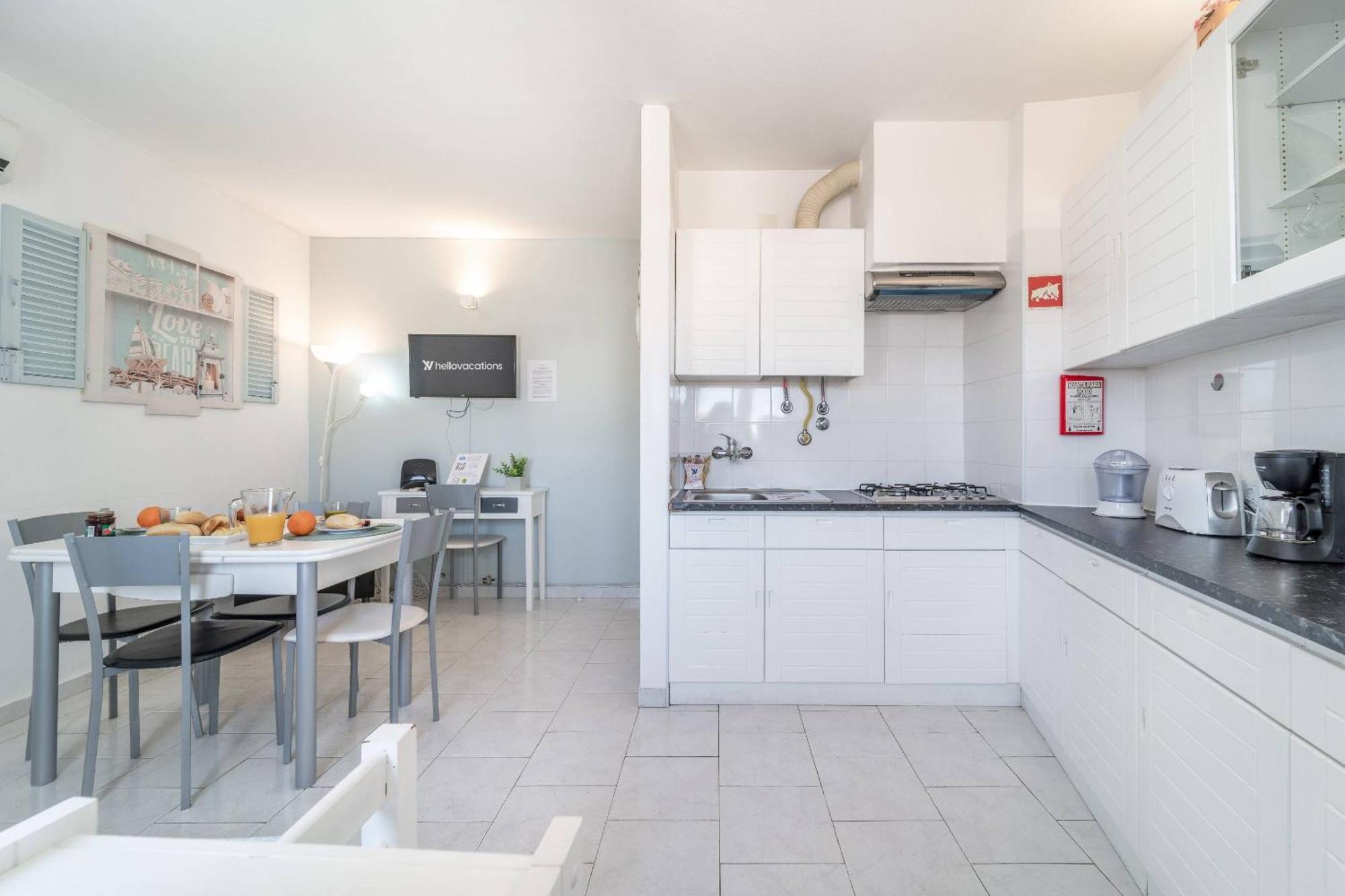 Lena's House By Hellovacations Apartment