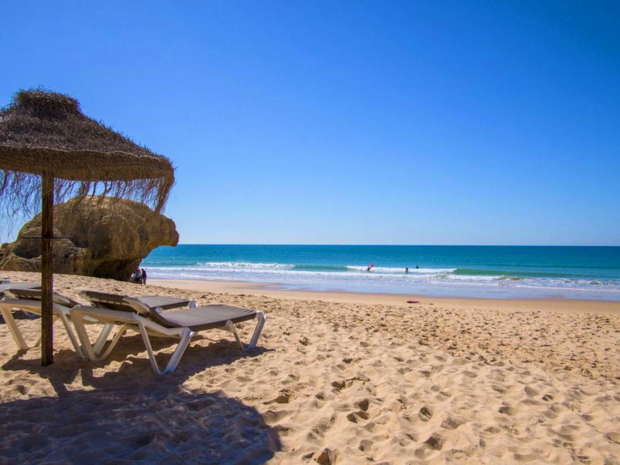 Apartment Luxury Wstunning Sea Views, Walk Gale *