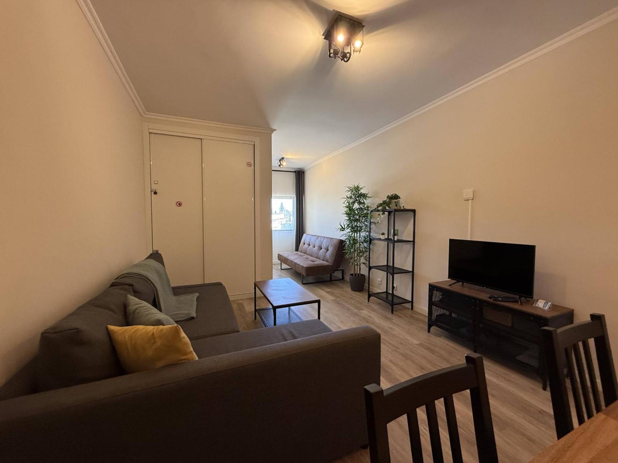 Luxe With Pool, Airco And Seaview Balcony - Go4portugal -