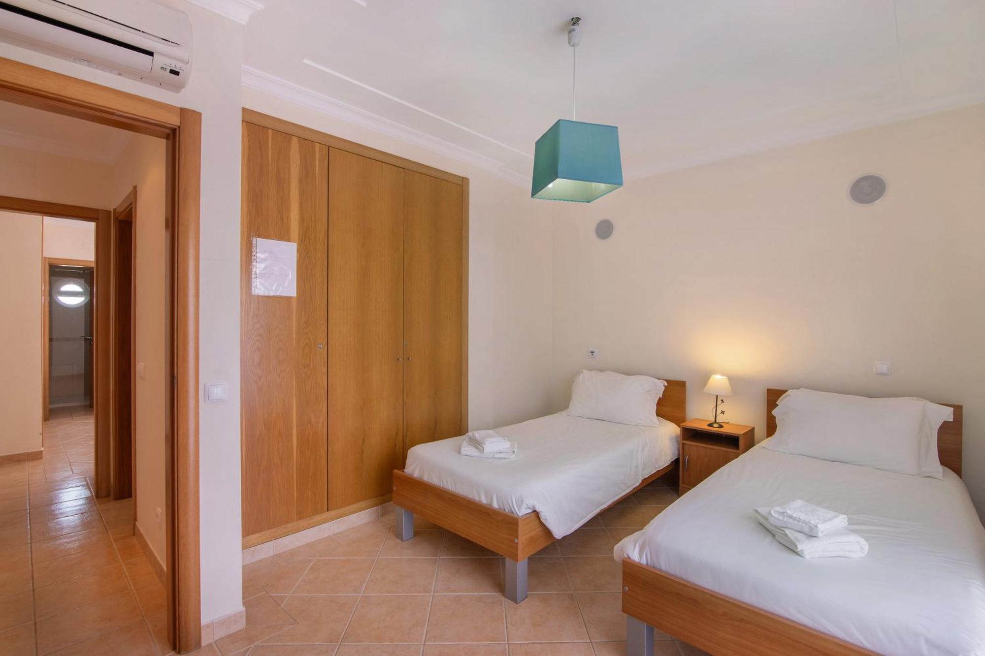 Thiago Holidays Apartment *
