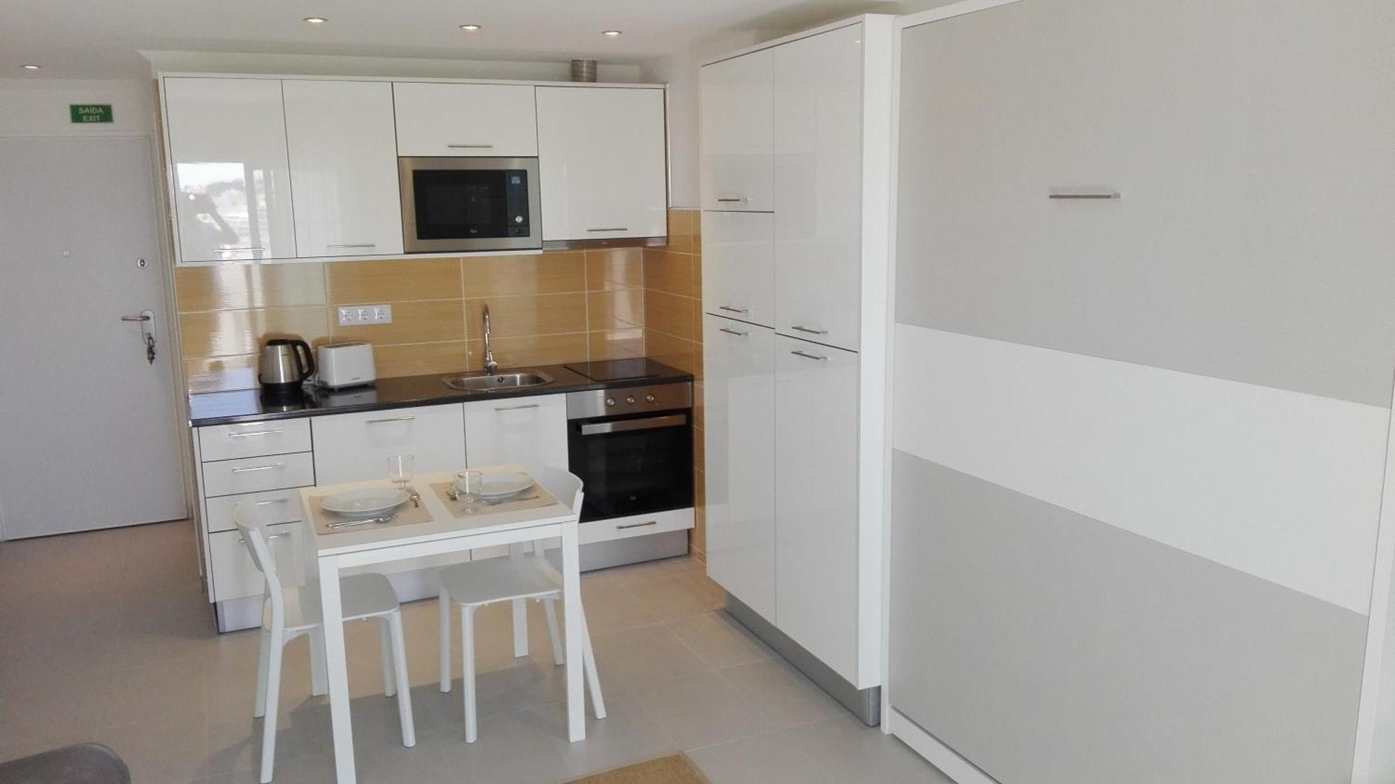 Bay View Apartment