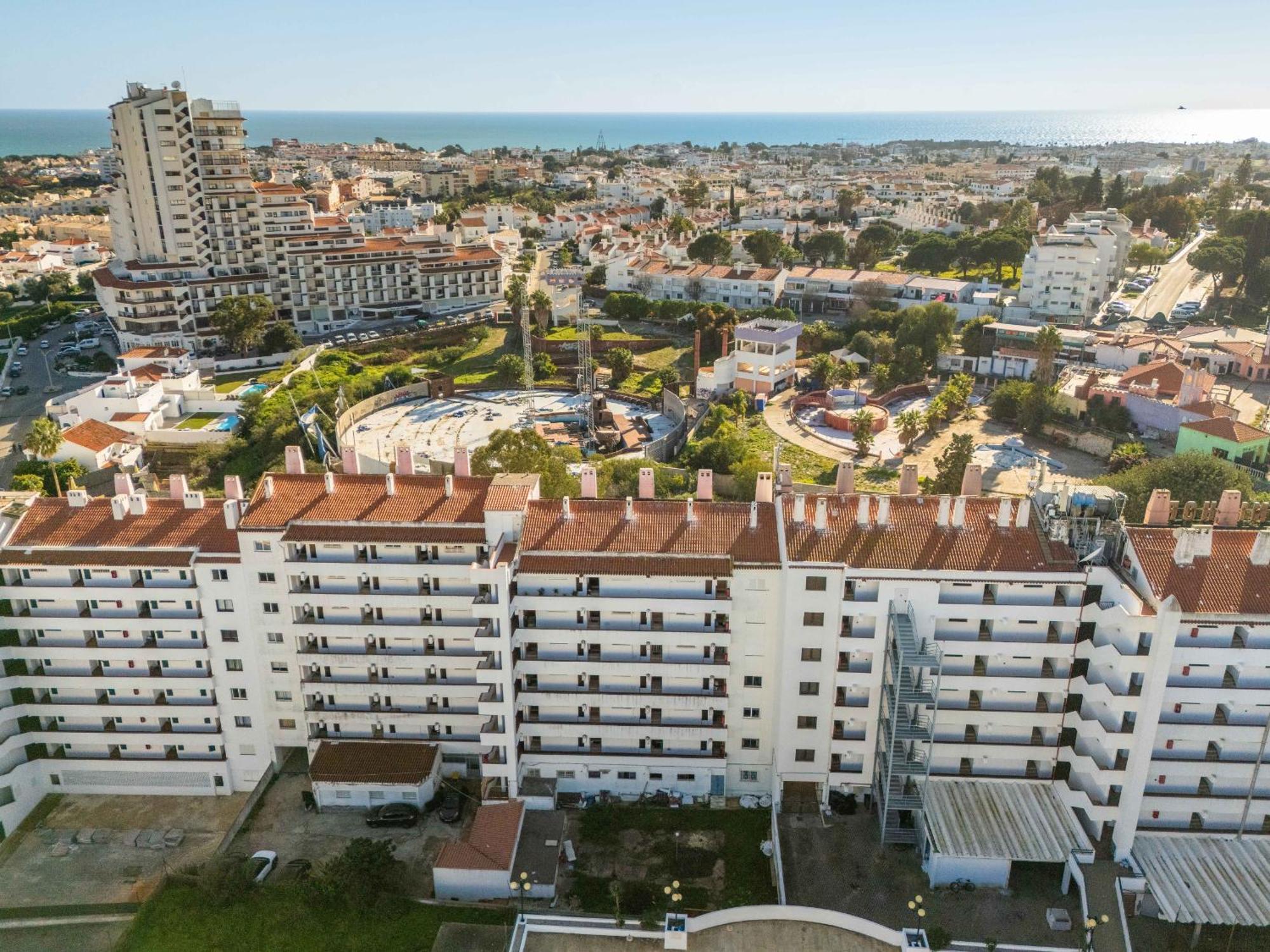 Apartment Montechoro Sea View 3 Bedroom 800m From The Strip