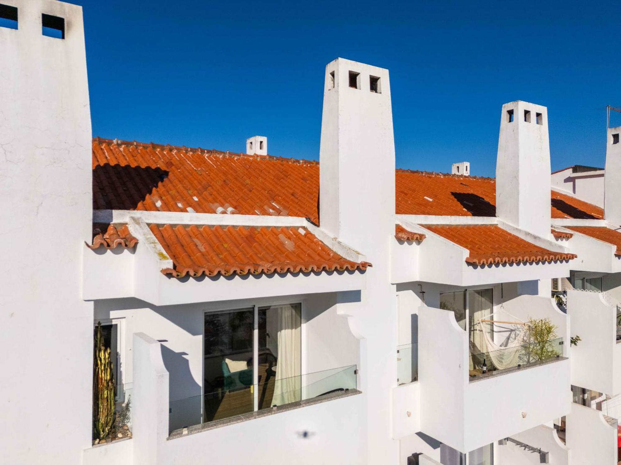 Apartment Montechoro Sea View 3 Bedroom 800m From The Strip Albufeira