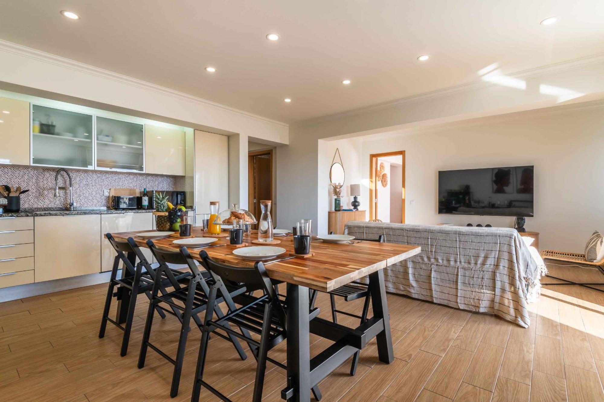 Montechoro Sea View 3 Bedroom 800m From The Strip * Albufeira