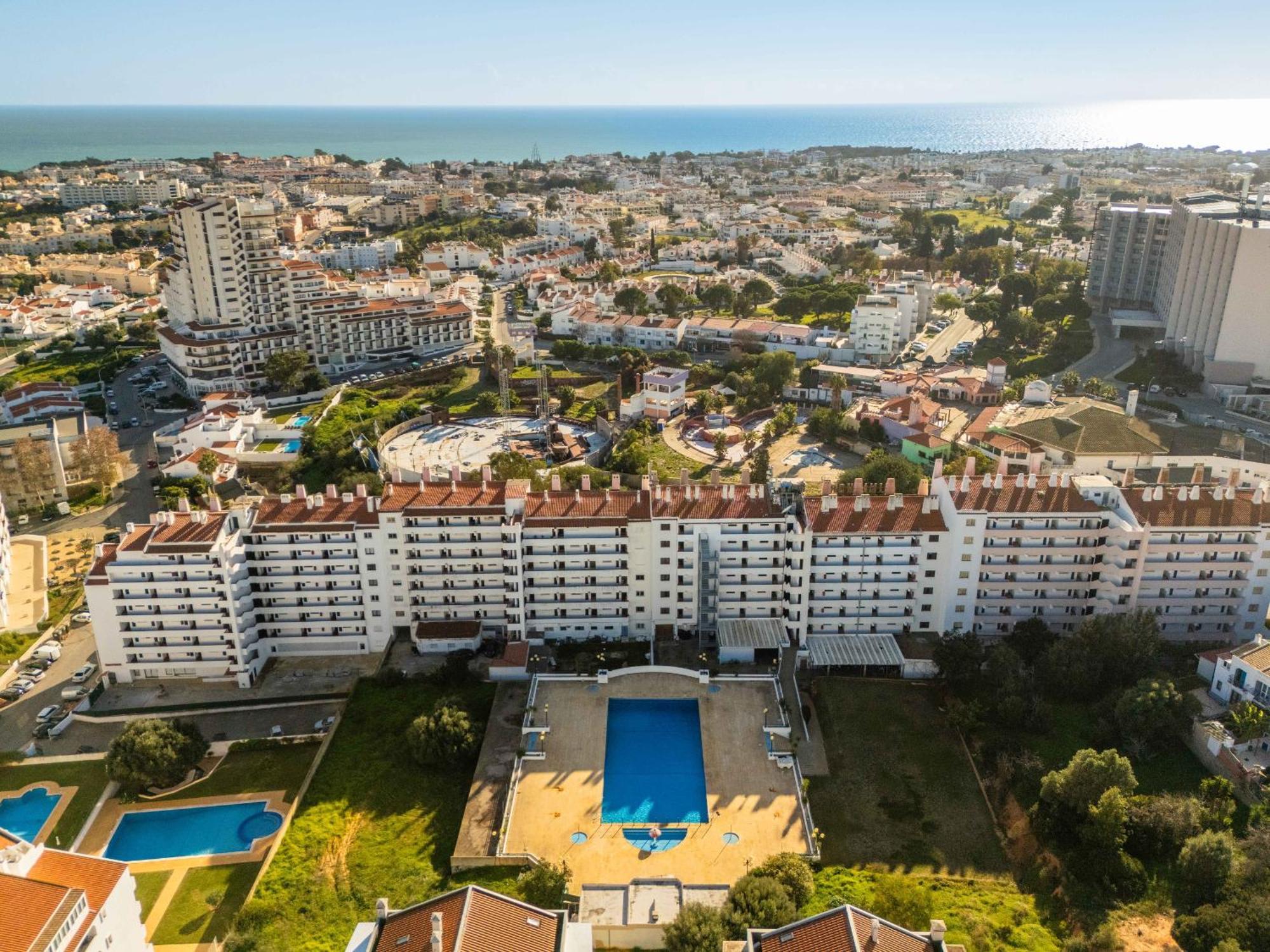 Apartment Montechoro Sea View 3 Bedroom 800m From The Strip *