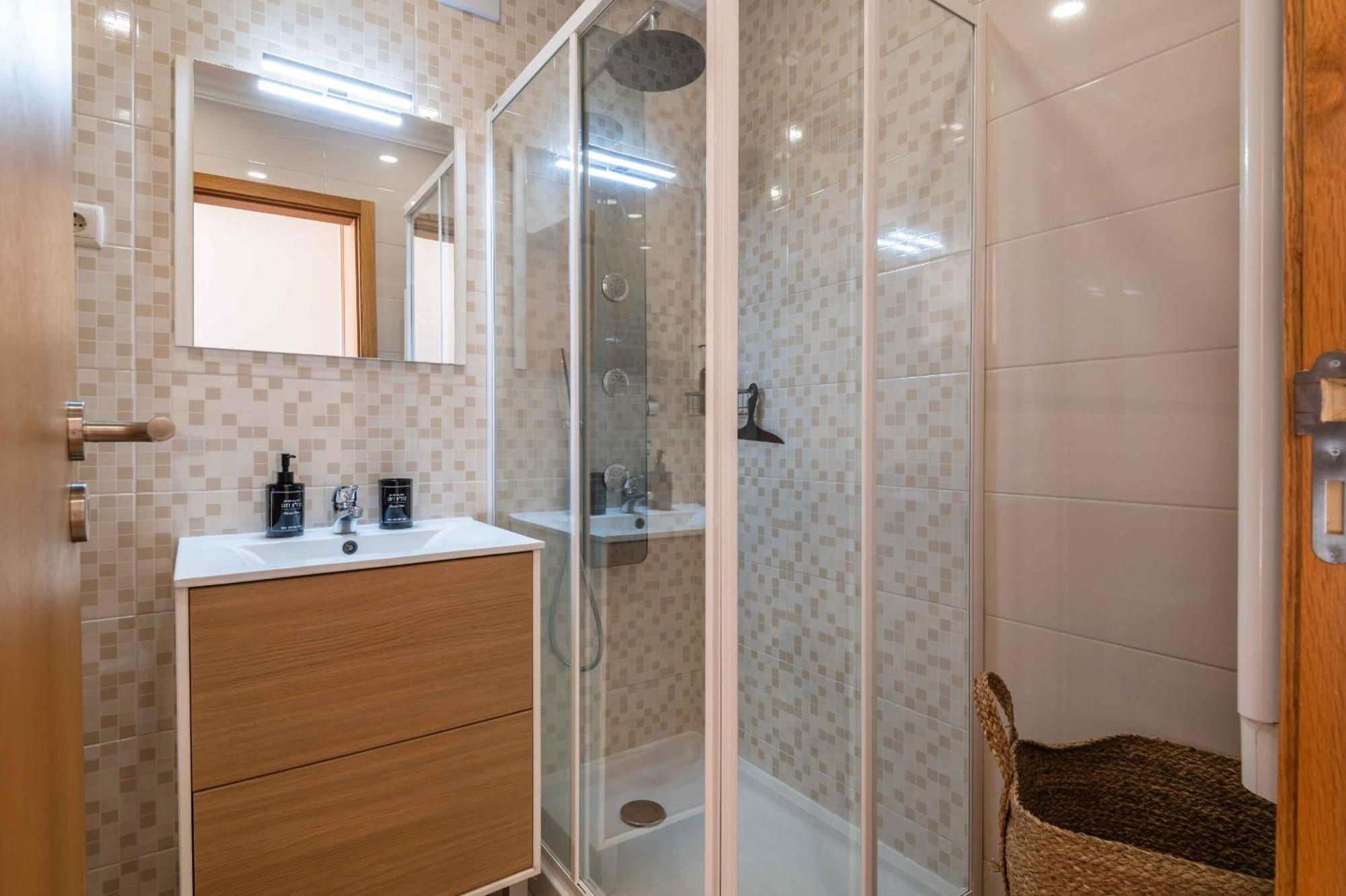 Apartment Montechoro Sea View 3 Bedroom 800m From The Strip Albufeira