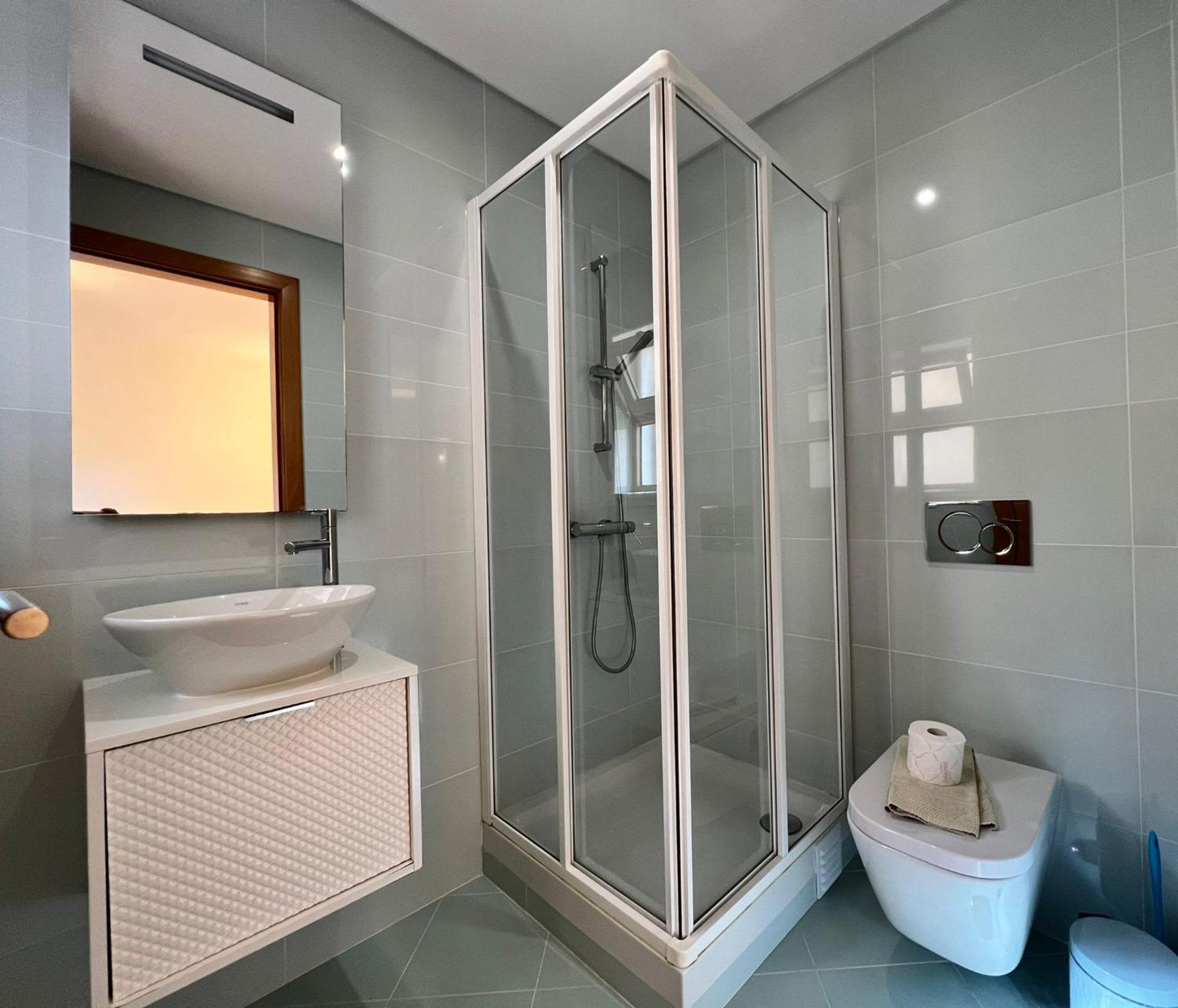 Holiday home Filipa Iii - Beachfront With Jacuzzi