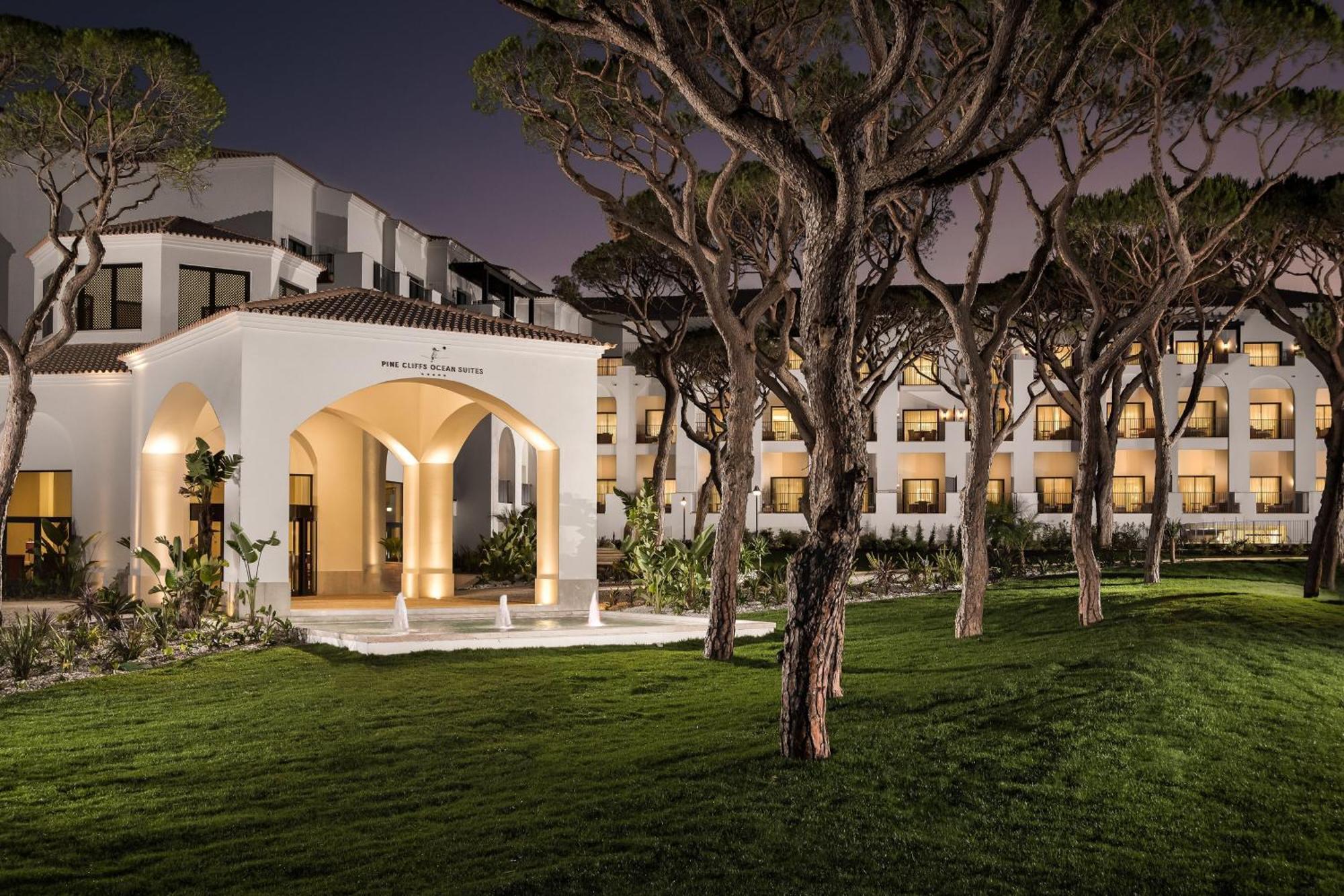 Pine Cliffs Ocean Suites, A Luxury Collection & Spa, Algarve 5* Albufeira