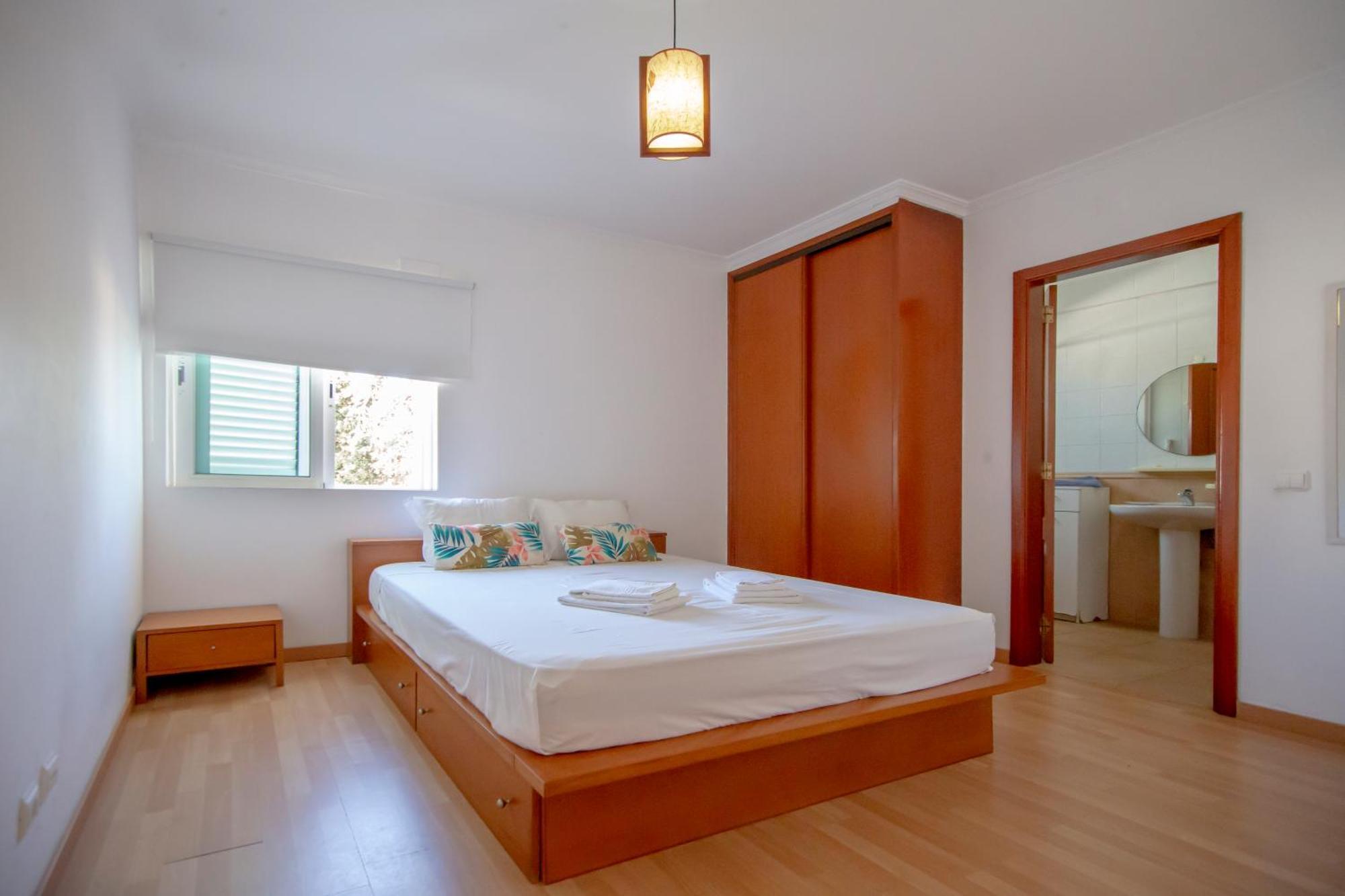 Oura View Apartment Albufeira