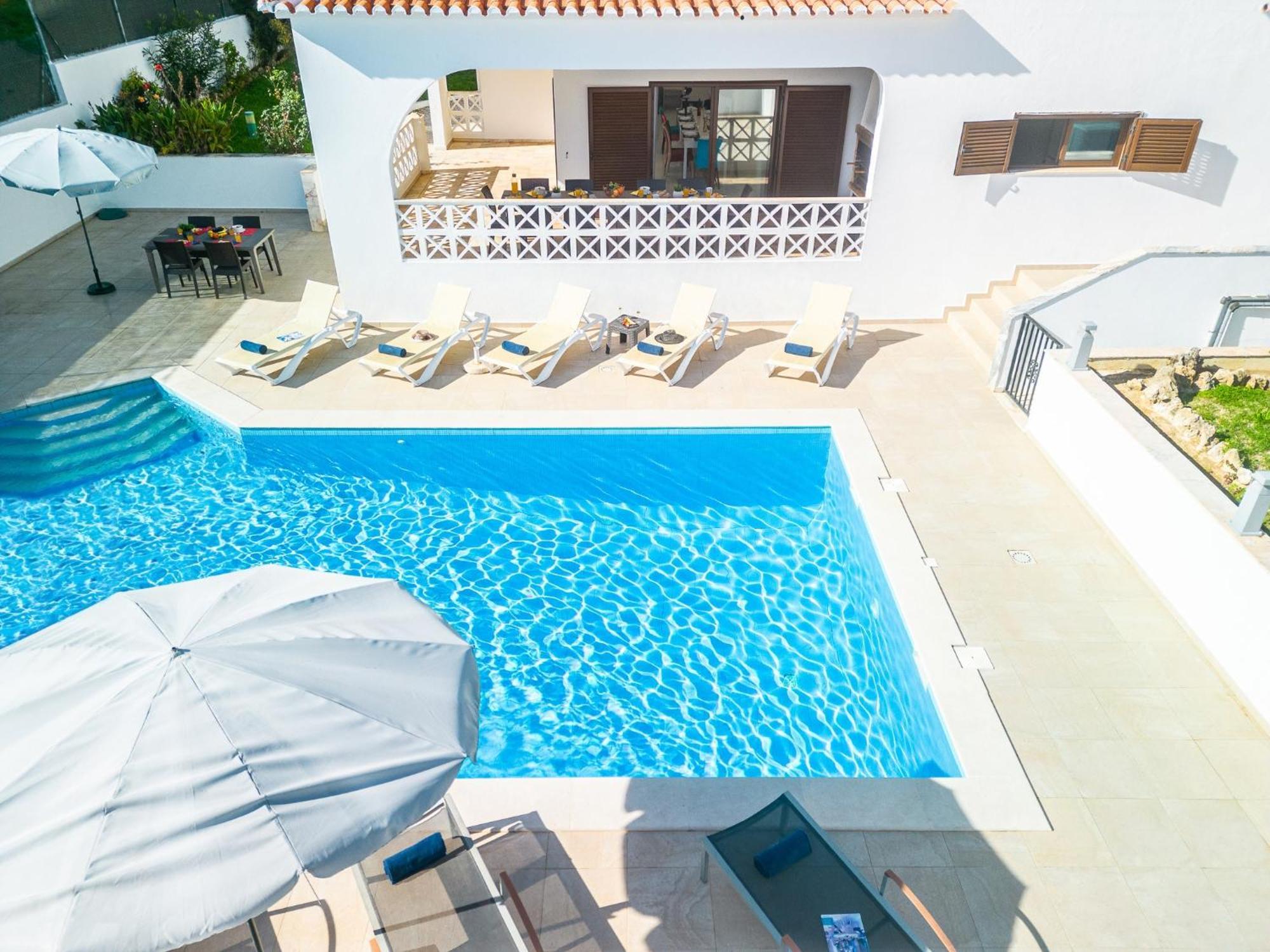Spectacular And Private Heatable Pool Villa