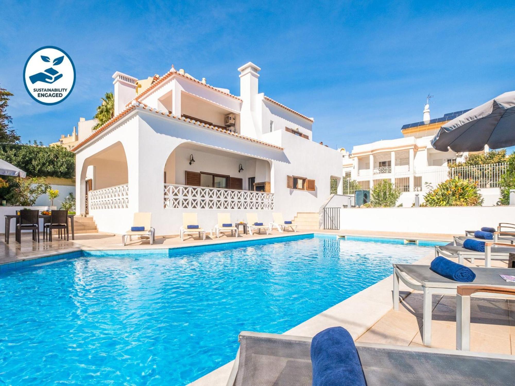 Spectacular And Private Heatable Pool Villa Albufeira